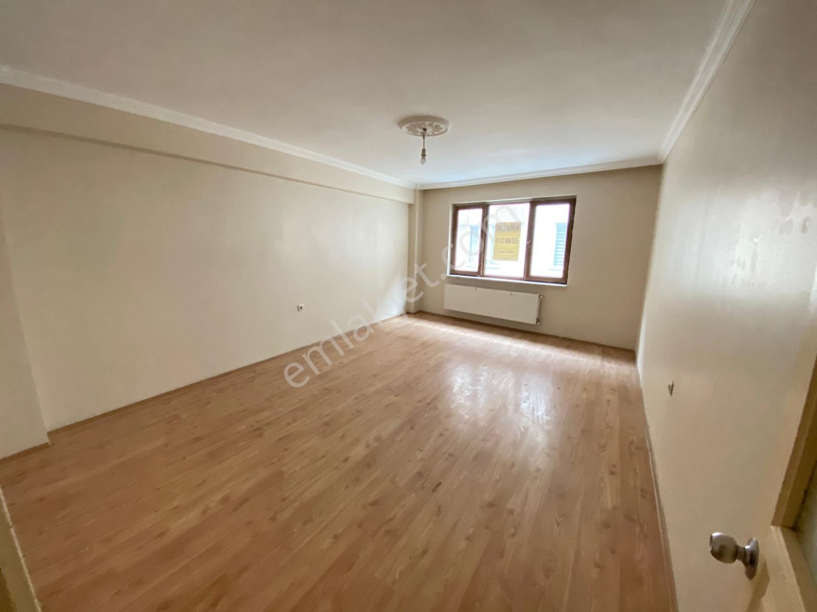 Elmas Emlaktan Büyükderede Kiralık 3+1