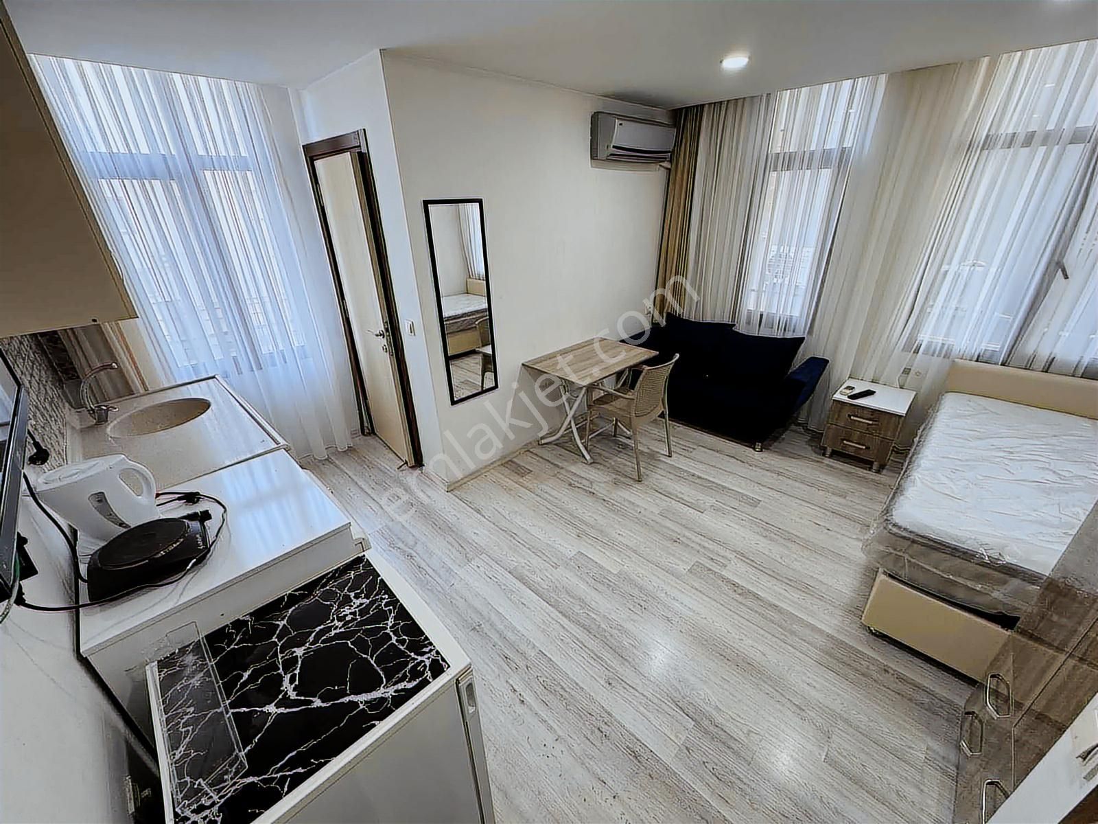 Burger King Civar Cadde Üzeri 1+0 Eşyalı Nezih Kiralık Daire