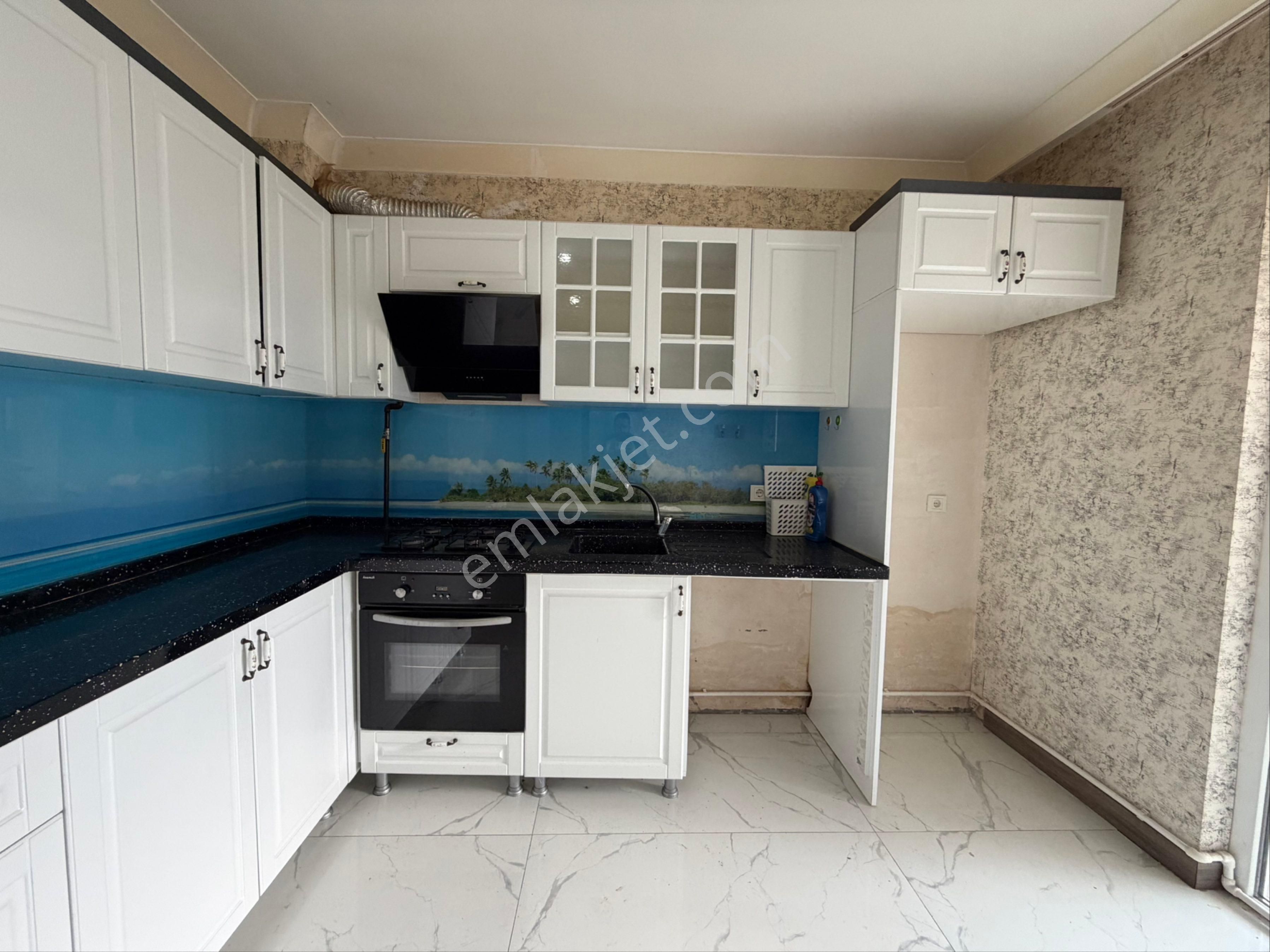 Öz.maşallah Dan Tam Yatırımlık Yüksek Kira Getirli ,fırsat 3+1 Çift Banyolu