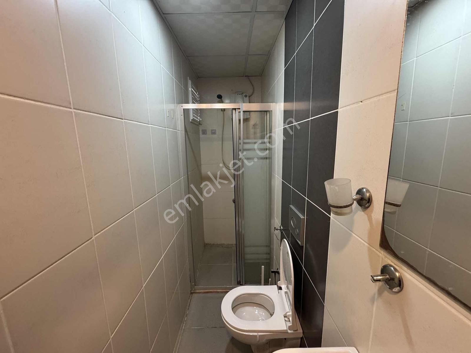 Barajyolunda Merkezi Konumda Nezih 1+0 Eşyalı Kiralık Daire - Görsel 3