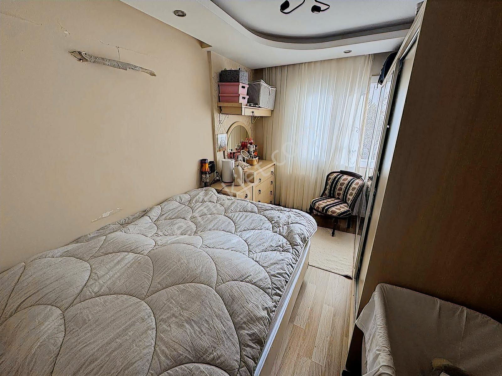 Gürselpaşada 1+1+kiler | Site İçi, Çift Cephe Güney-doğu, Yeni - Görsel 13