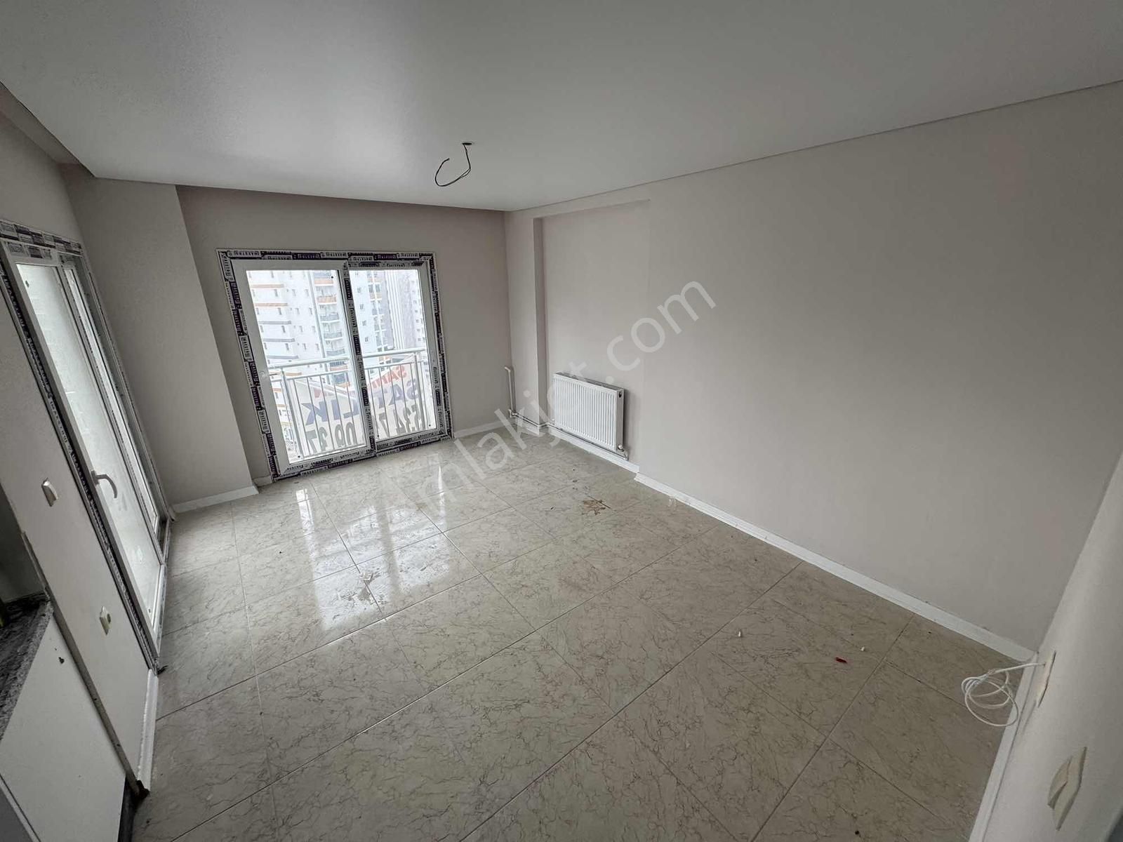 Çarkıparede Cadde Üzeri Merkezi Konum 3+1 Satılık Daire - Görsel 4