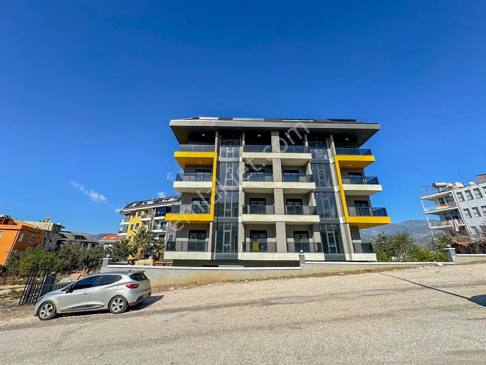 Alanya Oba'da Satılık Sıfır 1+1 Amerikan Mutfak Geniş Daire