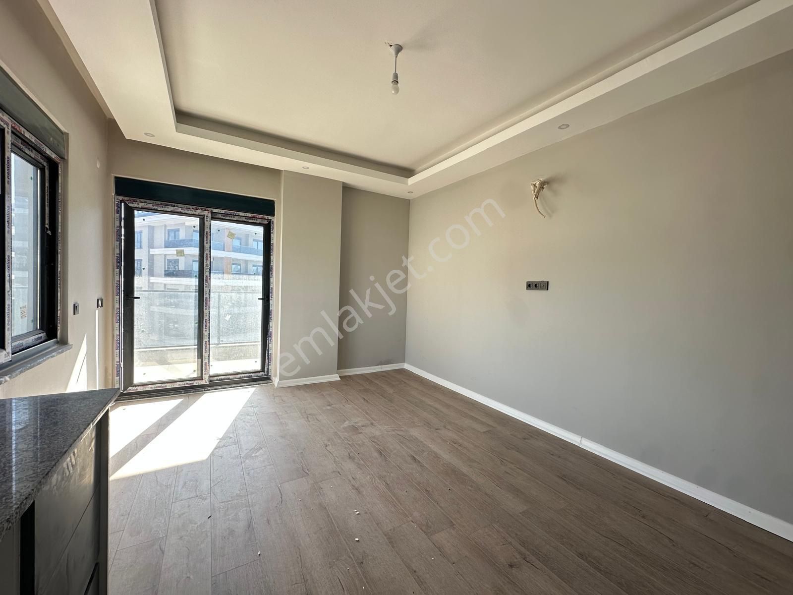 Alanya Oba'da Satılık Sıfır 1+1 Amerikan Mutfak Geniş Daire - Görsel 7