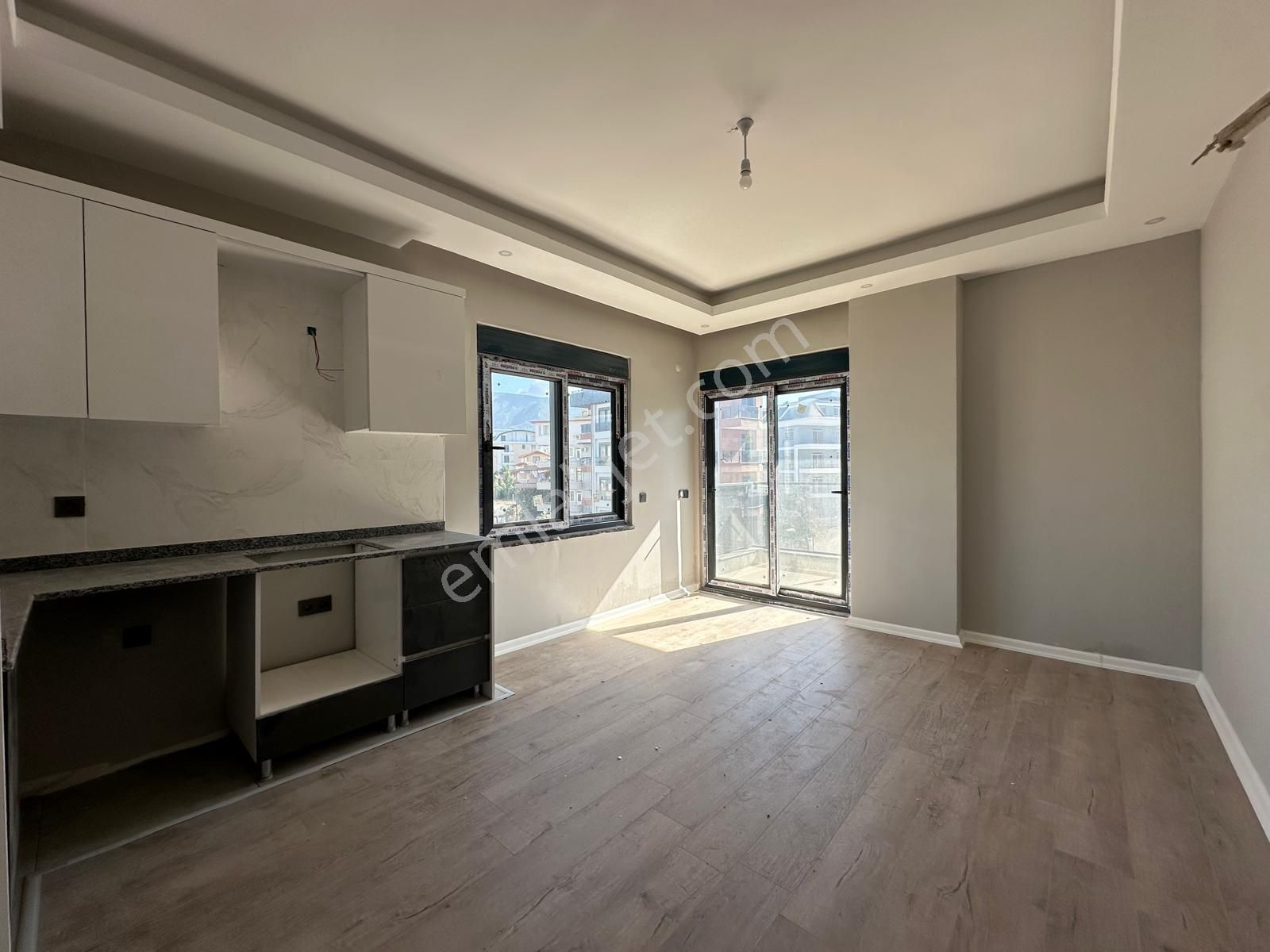 Alanya Oba'da Satılık Sıfır 1+1 Amerikan Mutfak Geniş Daire - Görsel 12