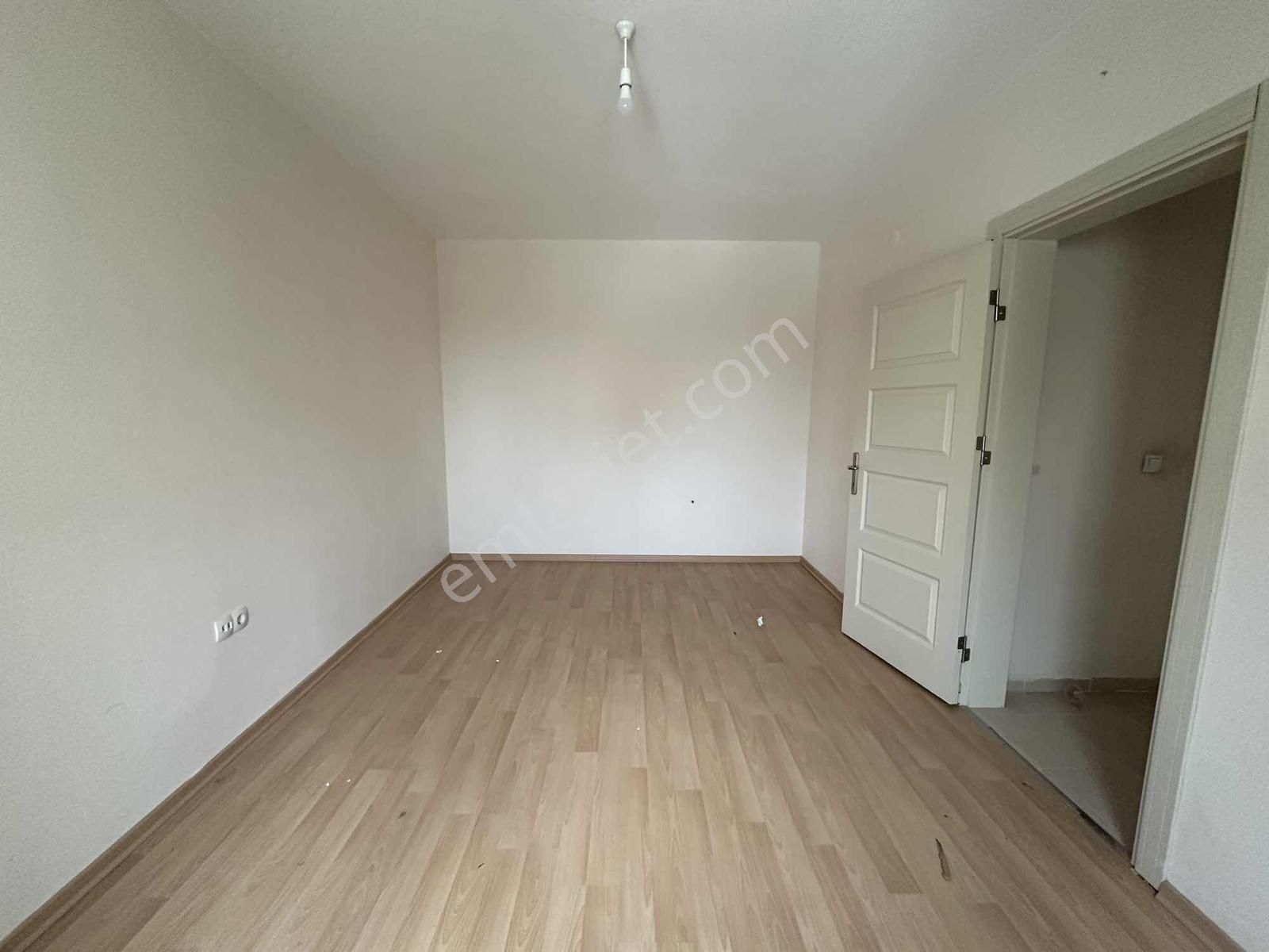 Memur-sen Tokide Kiralık 3+1 Daire, Boyası Yapılmıştır - Görsel 8