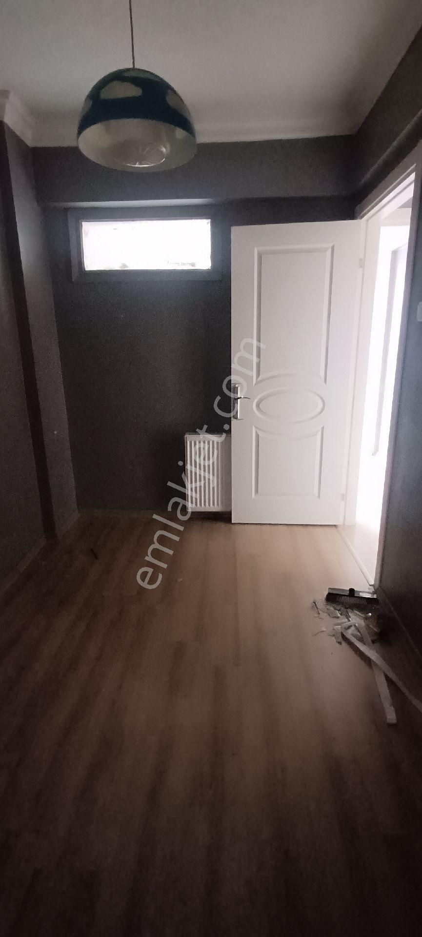 S.evler Merkezde Metrobuse 7dk.3+1 120m2 Klimalı Full Yapılı Lüx Kiraliık Daire - Görsel 24
