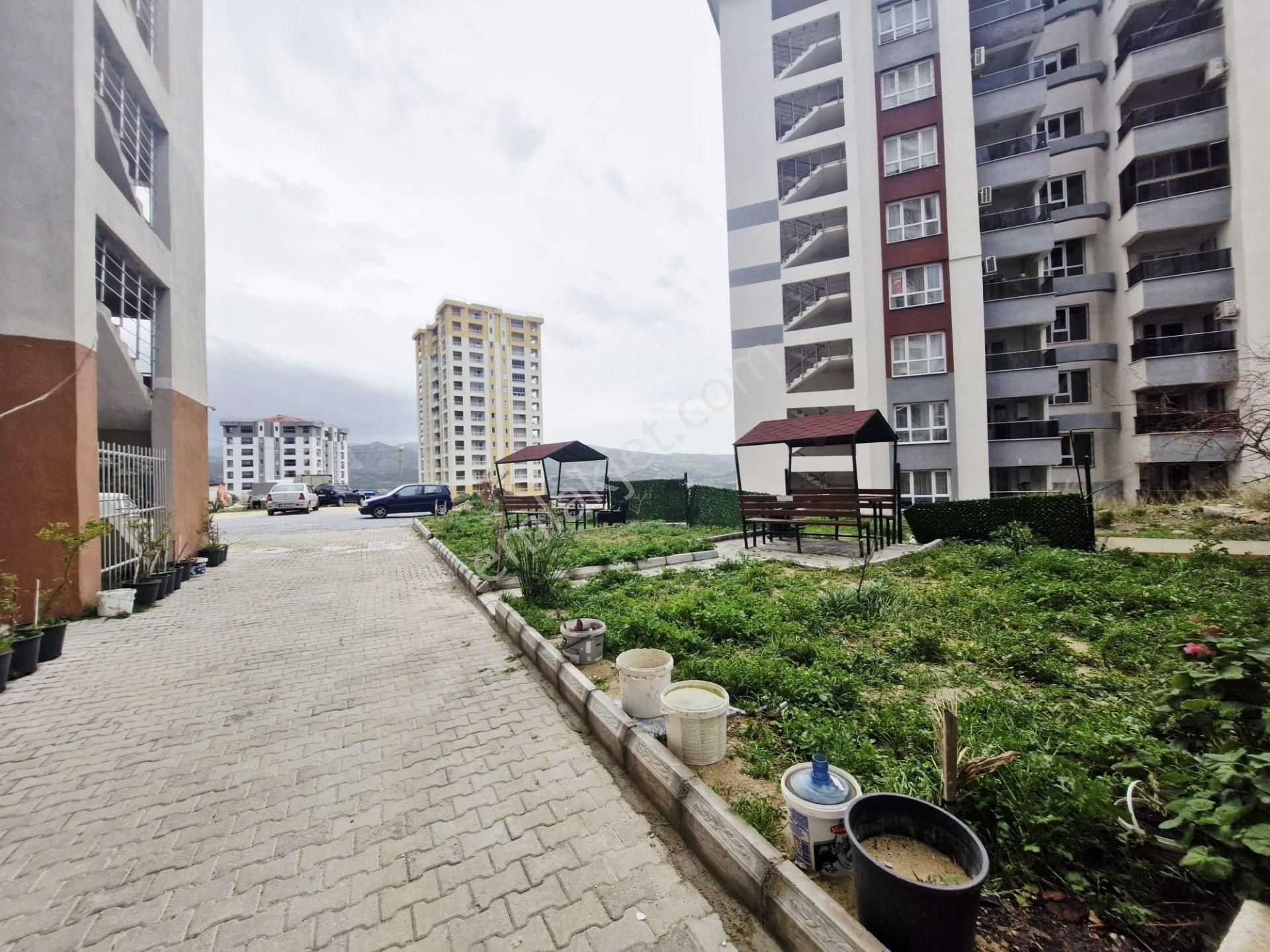 Kuşadası Uydukent'te Satılık 2+1 Fırsat Daire - Görsel 17