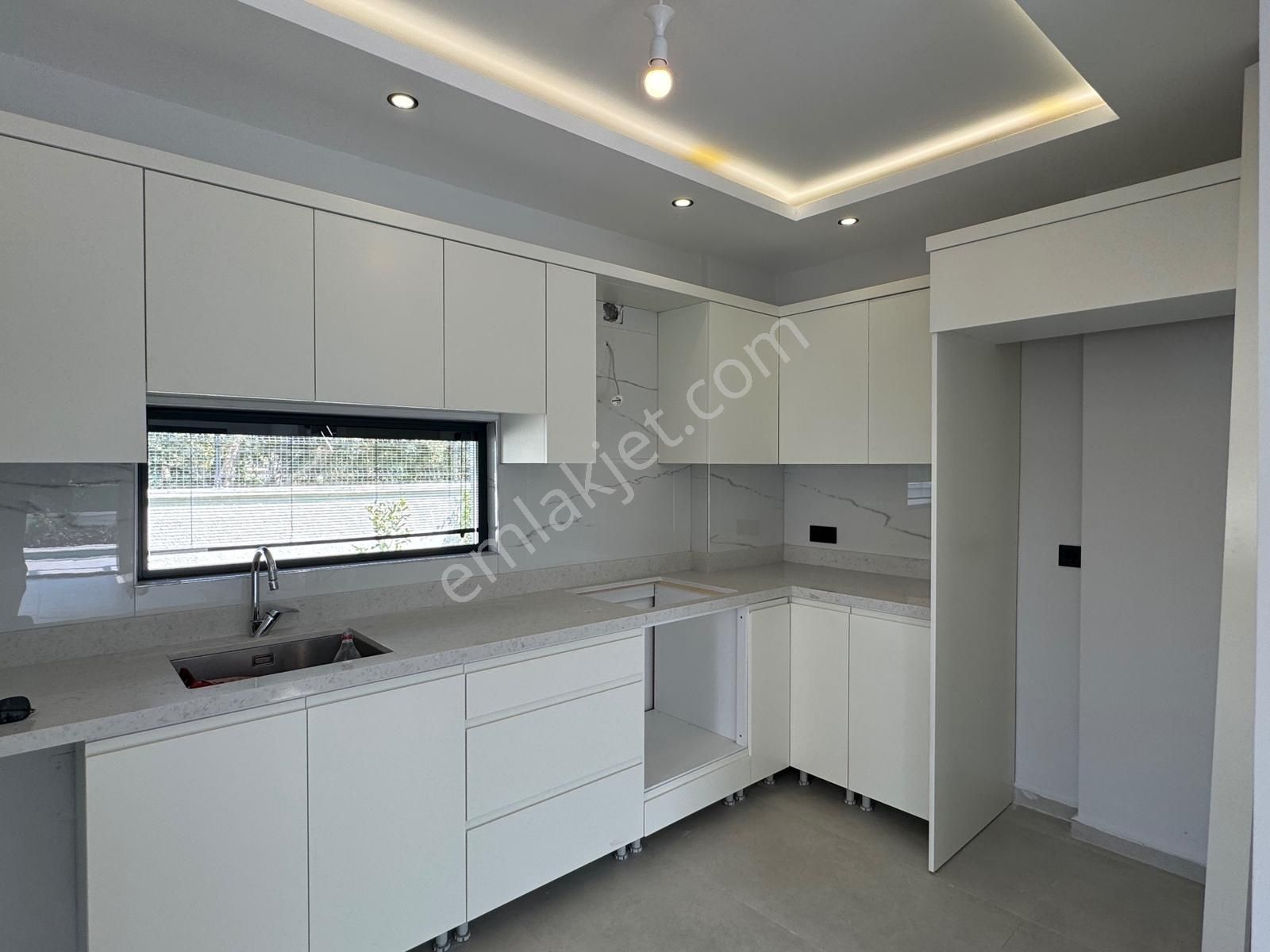 Hisarönü Merkezde 4+1 Sıfır Müstakil Villa | Özel Havuzlu - Görsel 32
