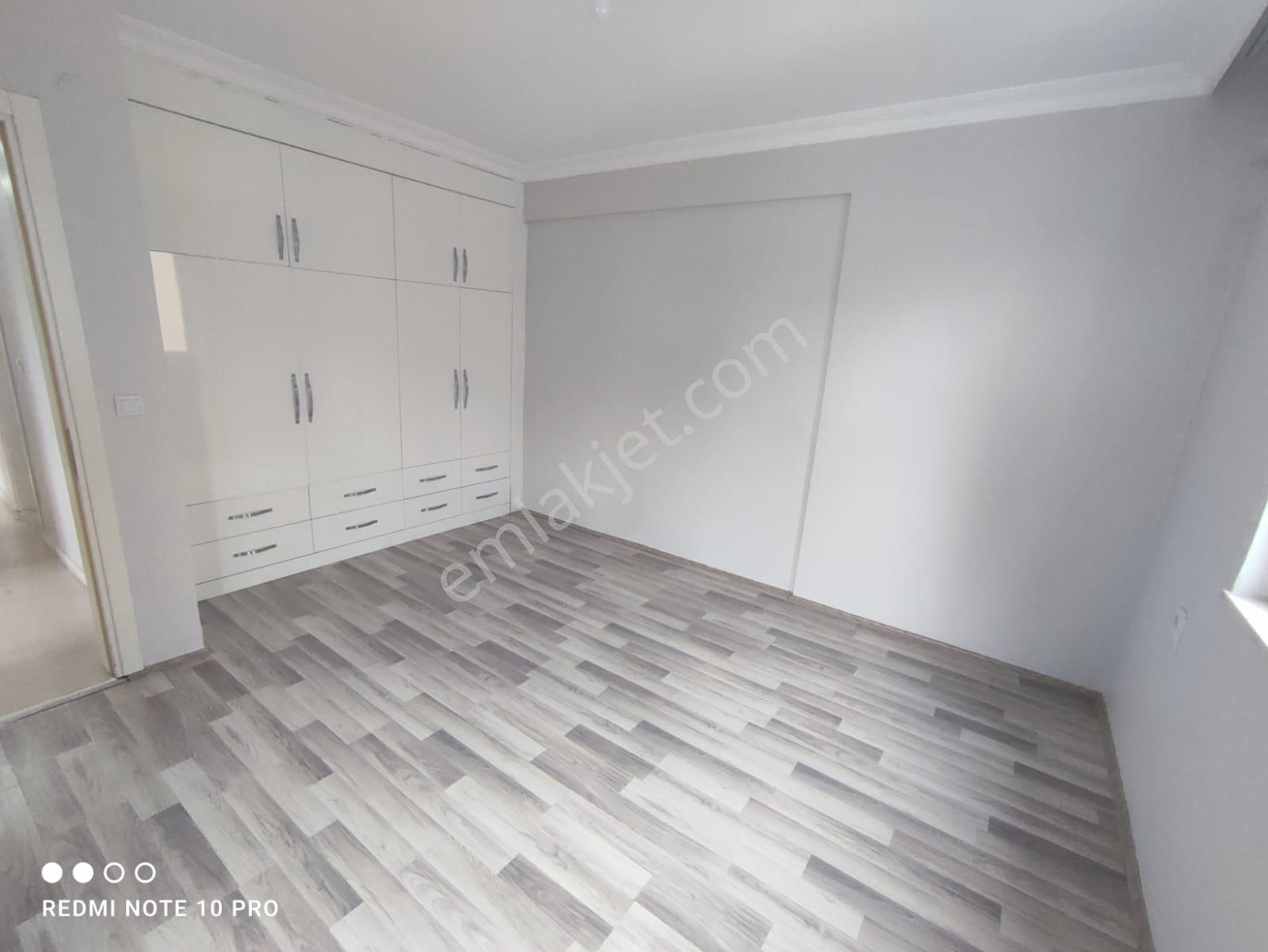 Site İçerisinde Havuzlu Güvenlikli 3+1 Kiralık Arakat Daire - Görsel 6