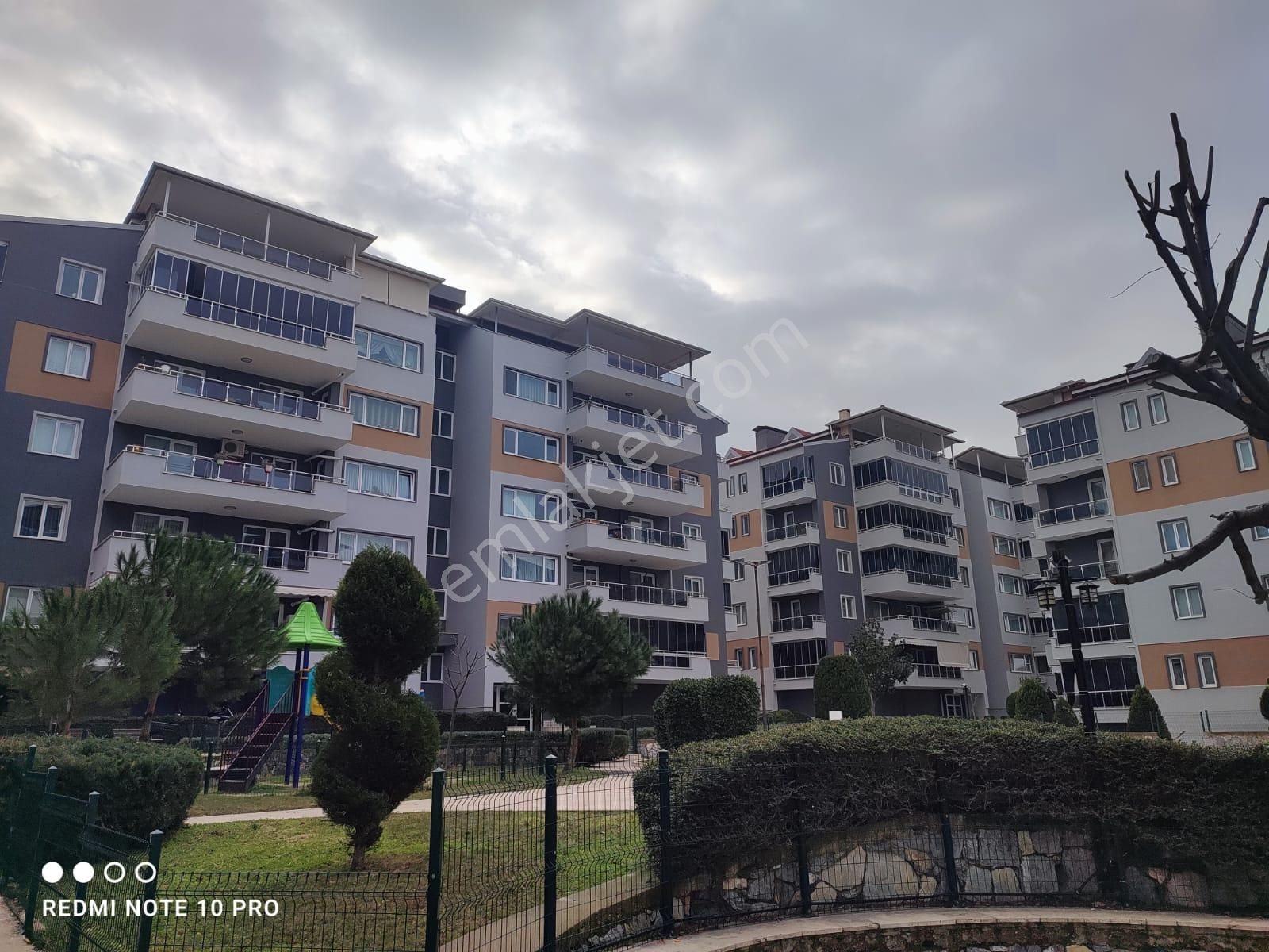 Site İçerisinde Havuzlu Güvenlikli 3+1 Kiralık Arakat Daire - Görsel 7