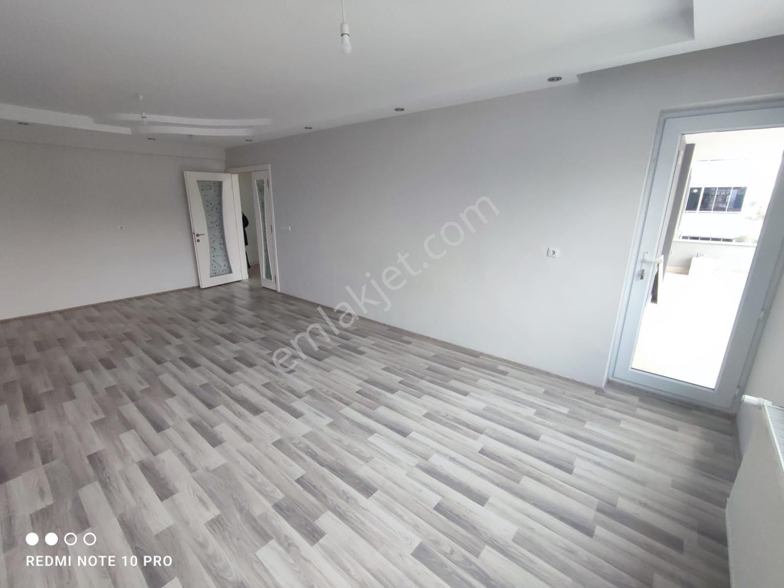 Site İçerisinde Havuzlu Güvenlikli 3+1 Kiralık Arakat Daire - Görsel 14