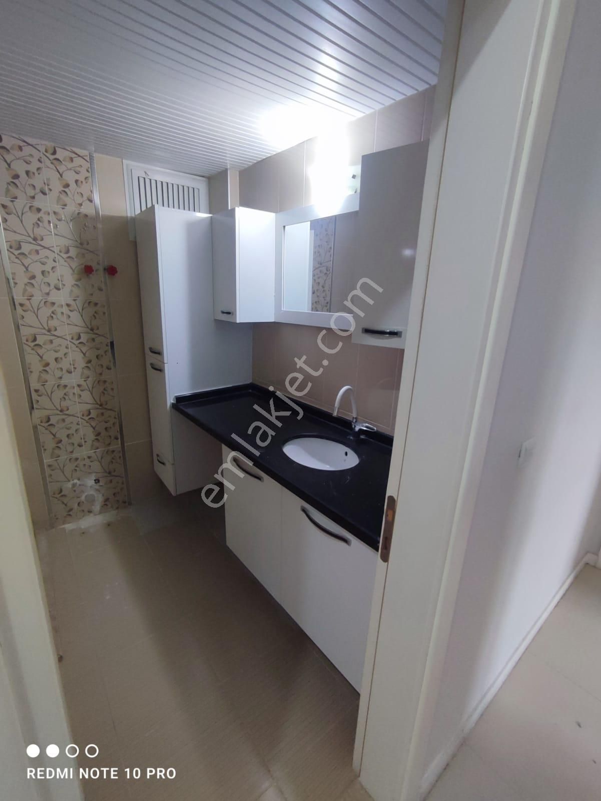 Site İçerisinde Havuzlu Güvenlikli 3+1 Kiralık Arakat Daire - Görsel 4