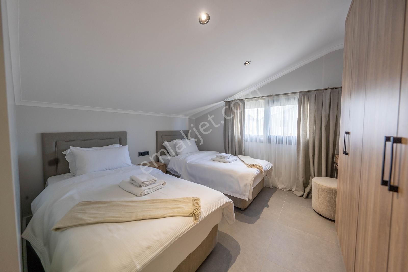 Akmaz Plajına 300m | Özel Havuzlu Sıfır Tripleks Villa | Fethiye - Görsel 19