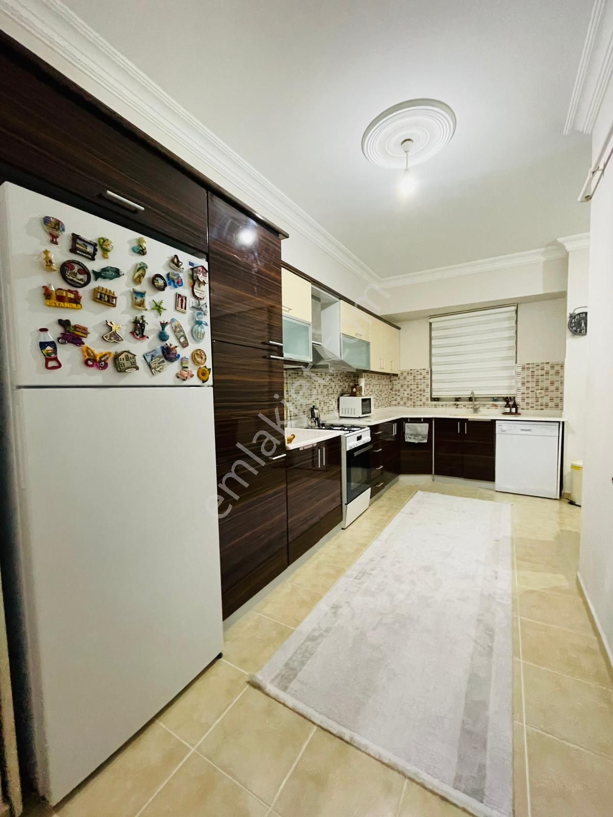 Elisa Gyo/ İldem 4'te Tramvay Yanı 3+1 Kombili Masrafsız Satılık Daire