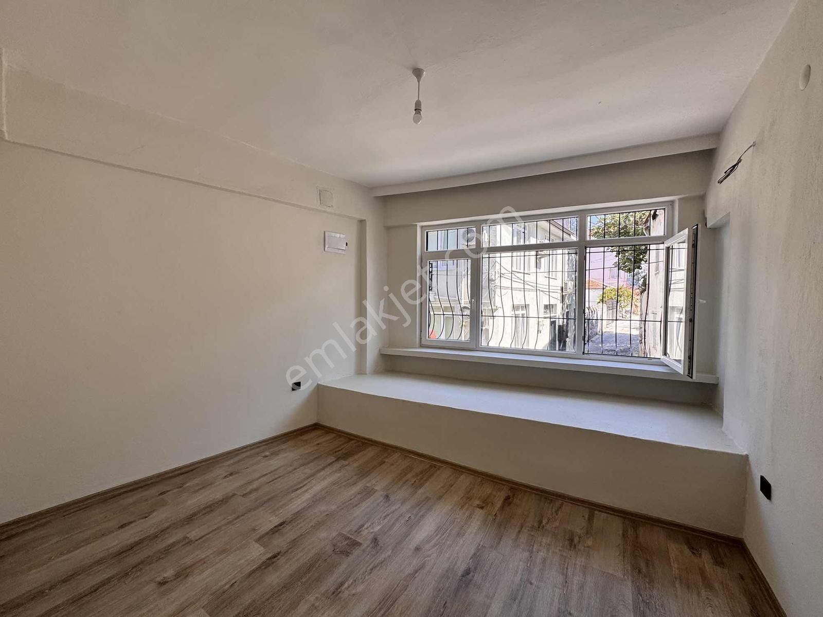 Kesikkapı'da Kiralık Ara Kat 3+1 Daire - Görsel 2