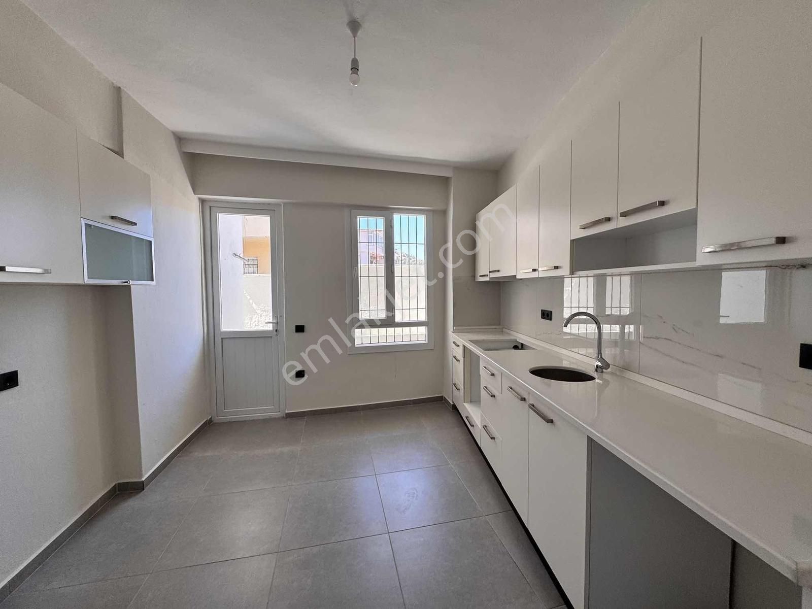 Kesikkapı'da Kiralık Ara Kat 3+1 Daire - Görsel 18