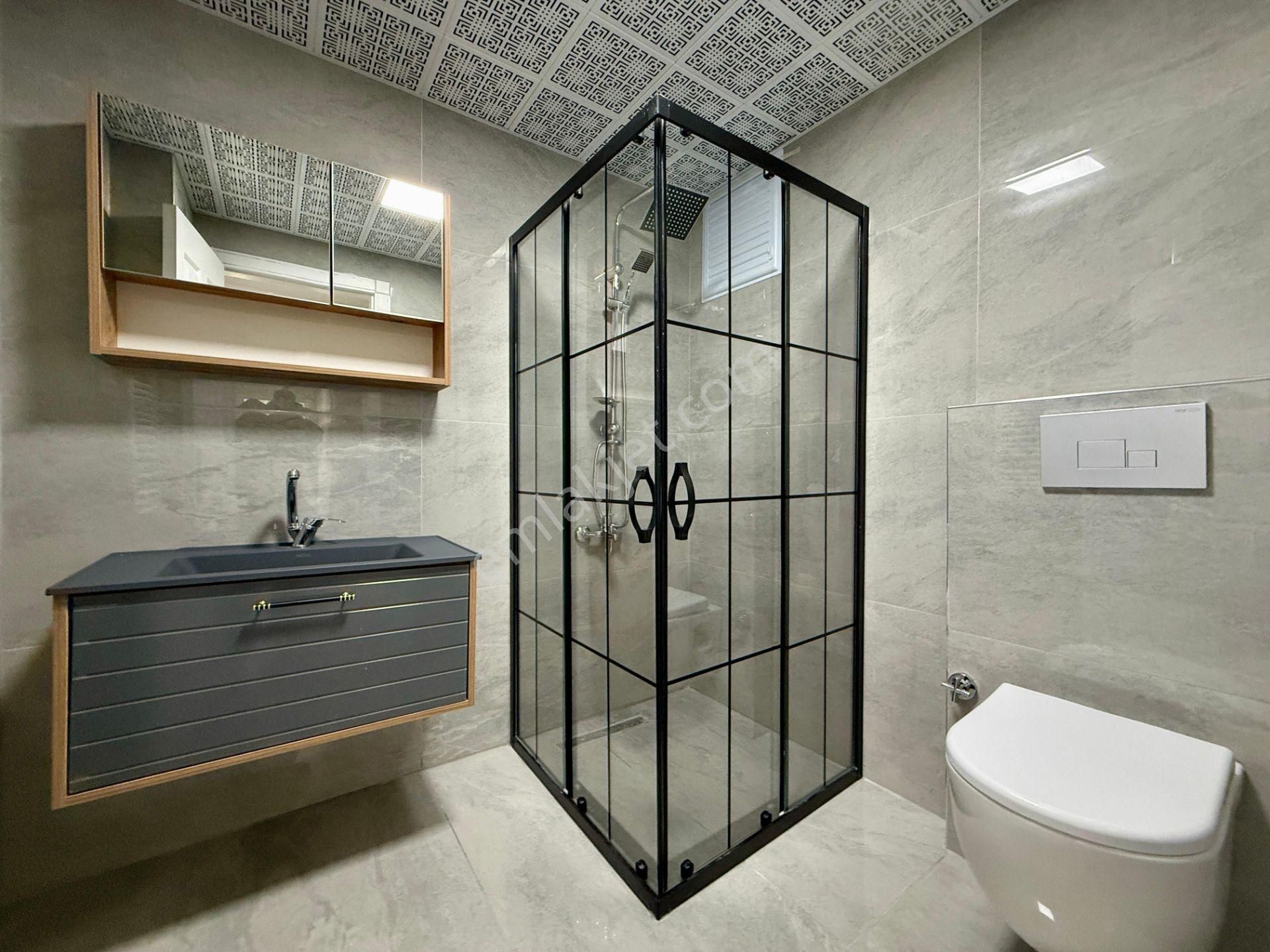 Kalecik Emlak'tan Merkezde Full Yapılı Ara Kat Tam Güney Cephe 3+1 - Görsel 21