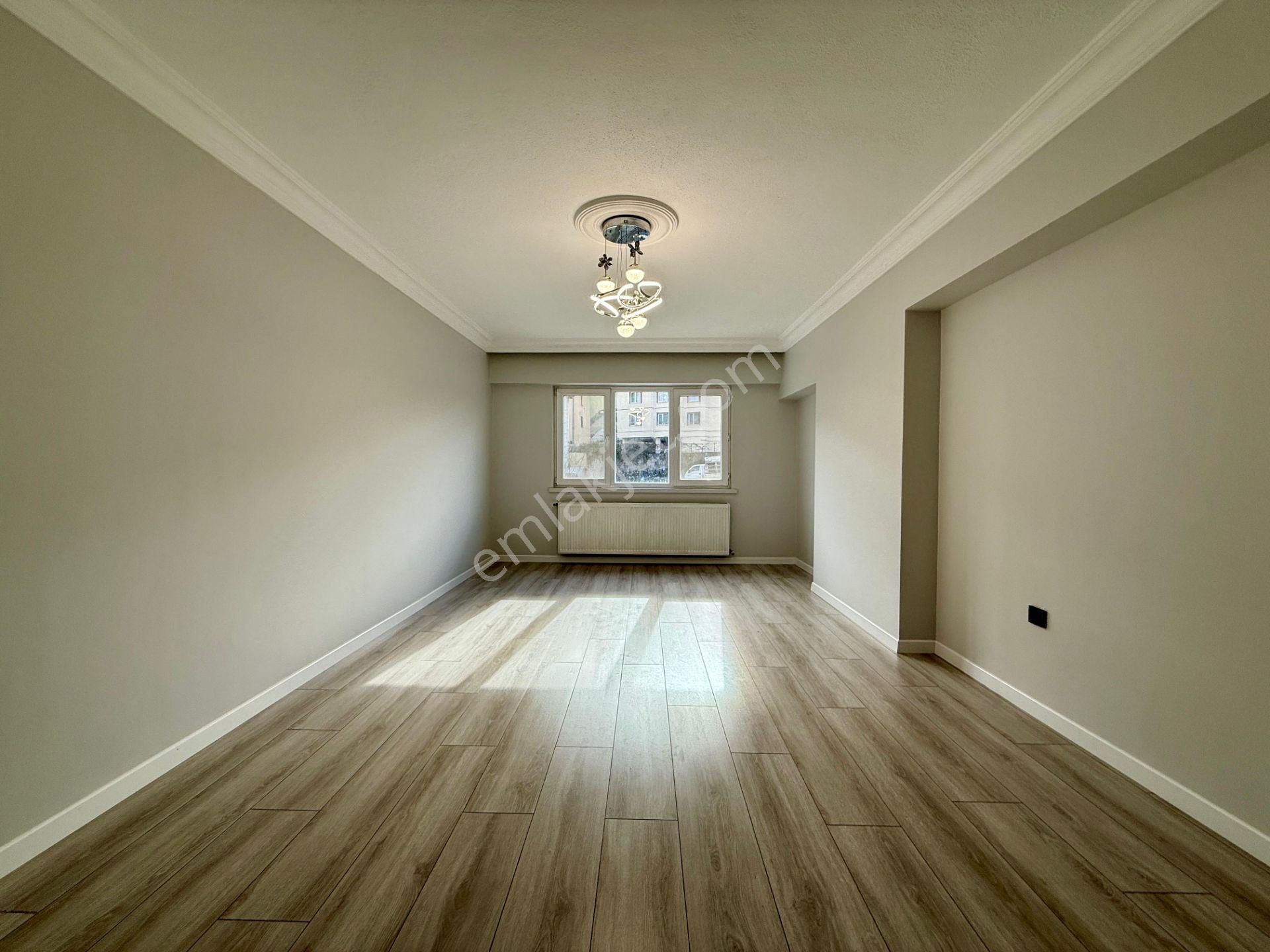 Kalecik Emlak'tan Merkezde Full Yapılı Ara Kat Tam Güney Cephe 3+1 - Görsel 6