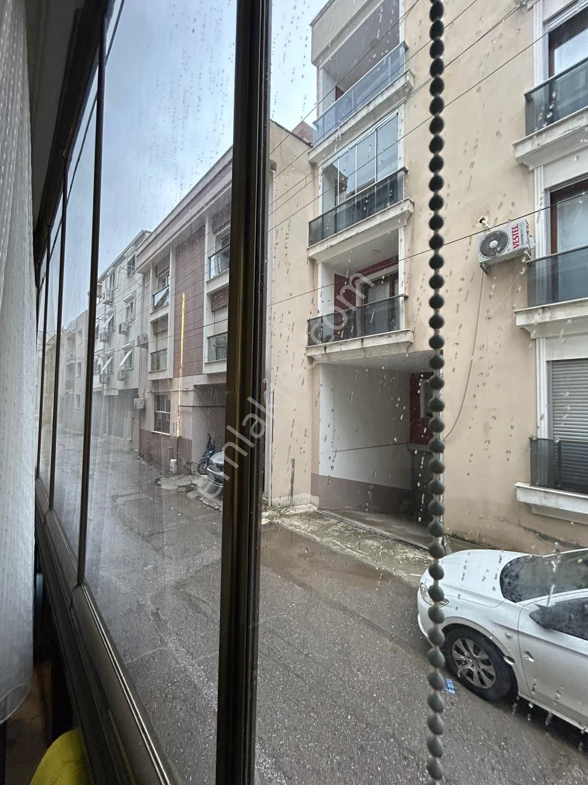 Köşe Başı Her Yere Yakin - Görsel 6