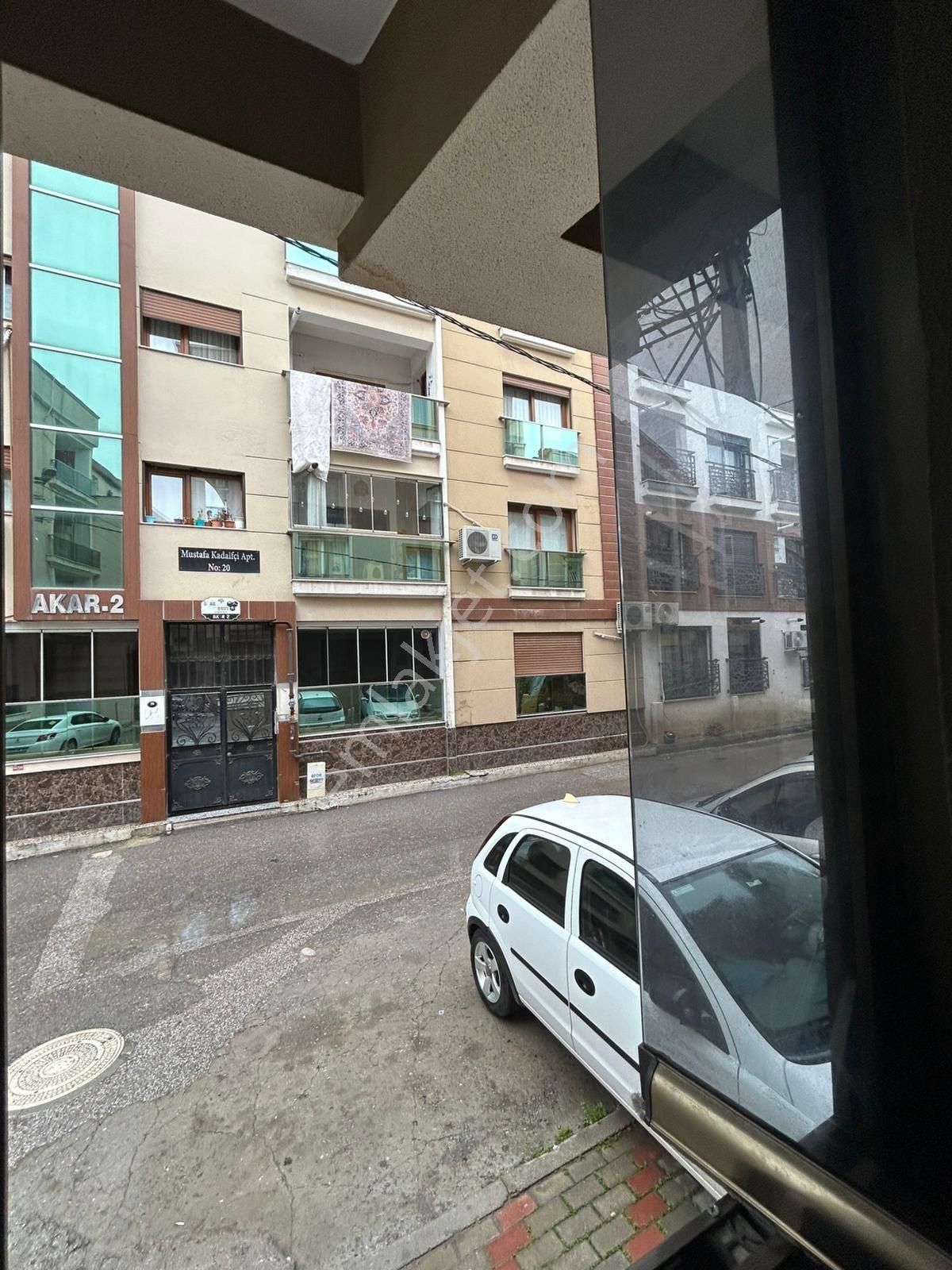 Köşe Başı Her Yere Yakin - Görsel 14