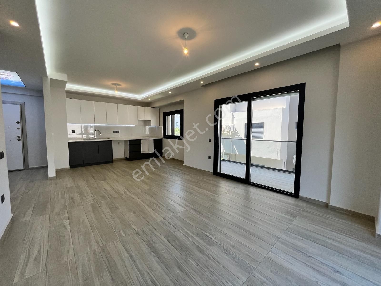 Taşyaka Körfez Meydan Konutları'nda Ara Kat 2+1 Kiralık Daire - Görsel 16