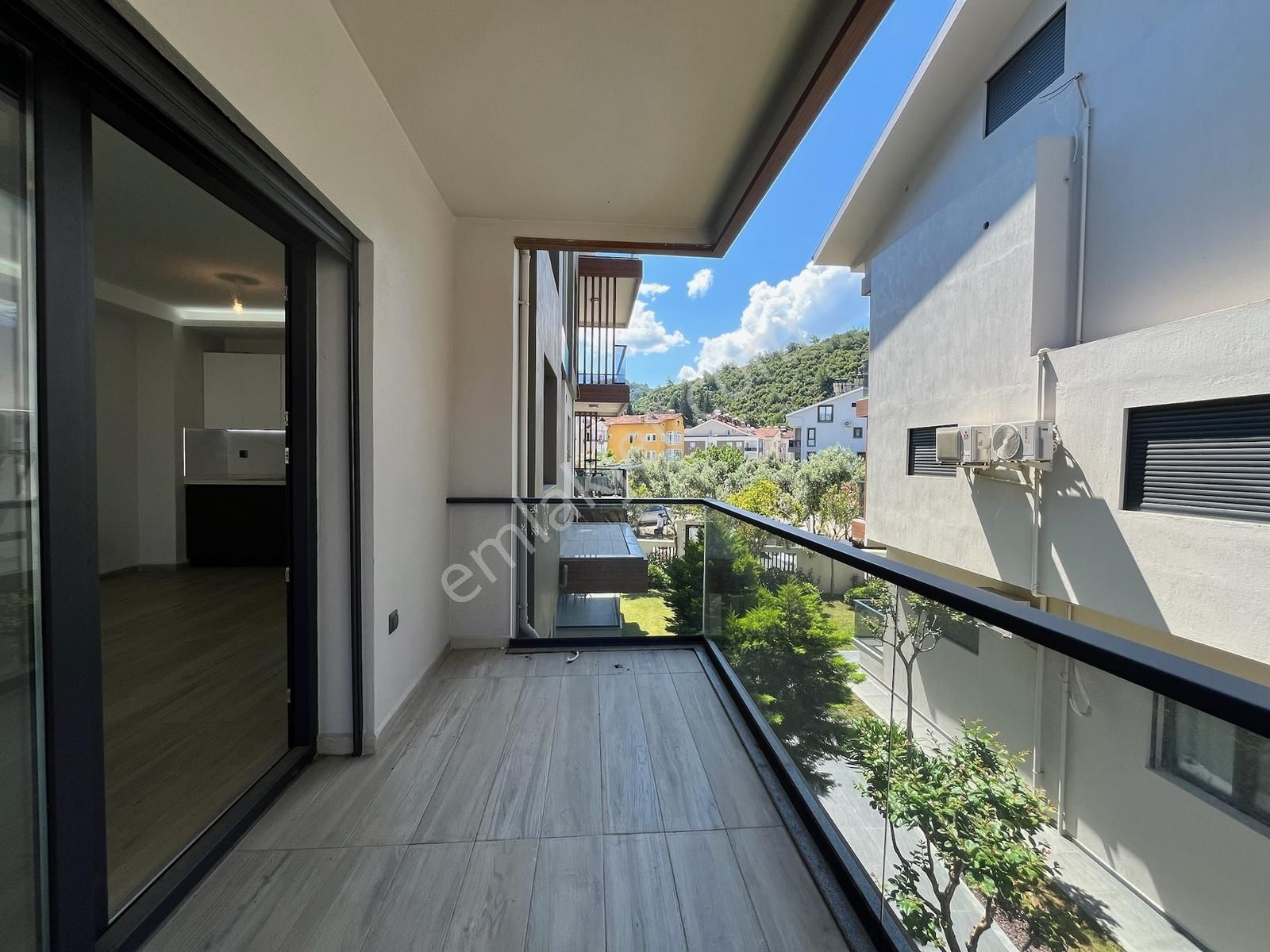 Taşyaka Körfez Meydan Konutları'nda Ara Kat 2+1 Kiralık Daire - Görsel 11