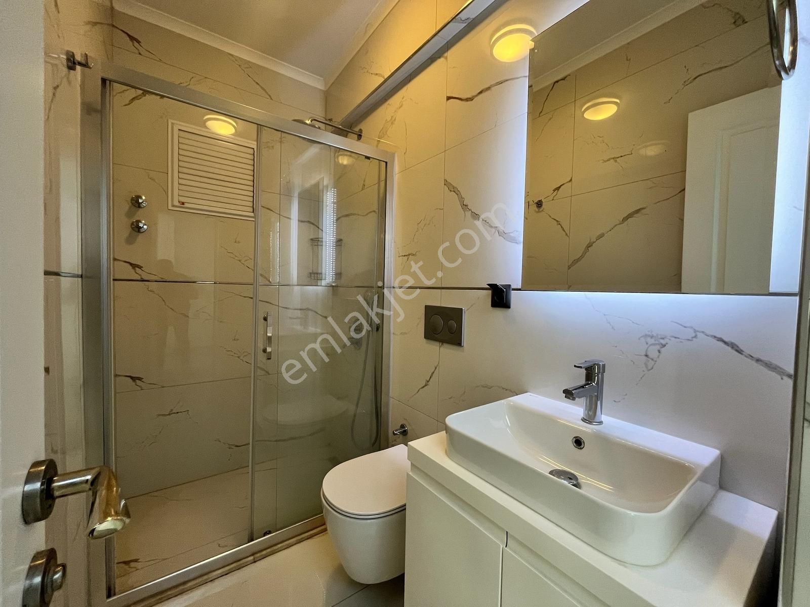 Taşyaka Körfez Meydan Konutları'nda Ara Kat 2+1 Kiralık Daire - Görsel 10