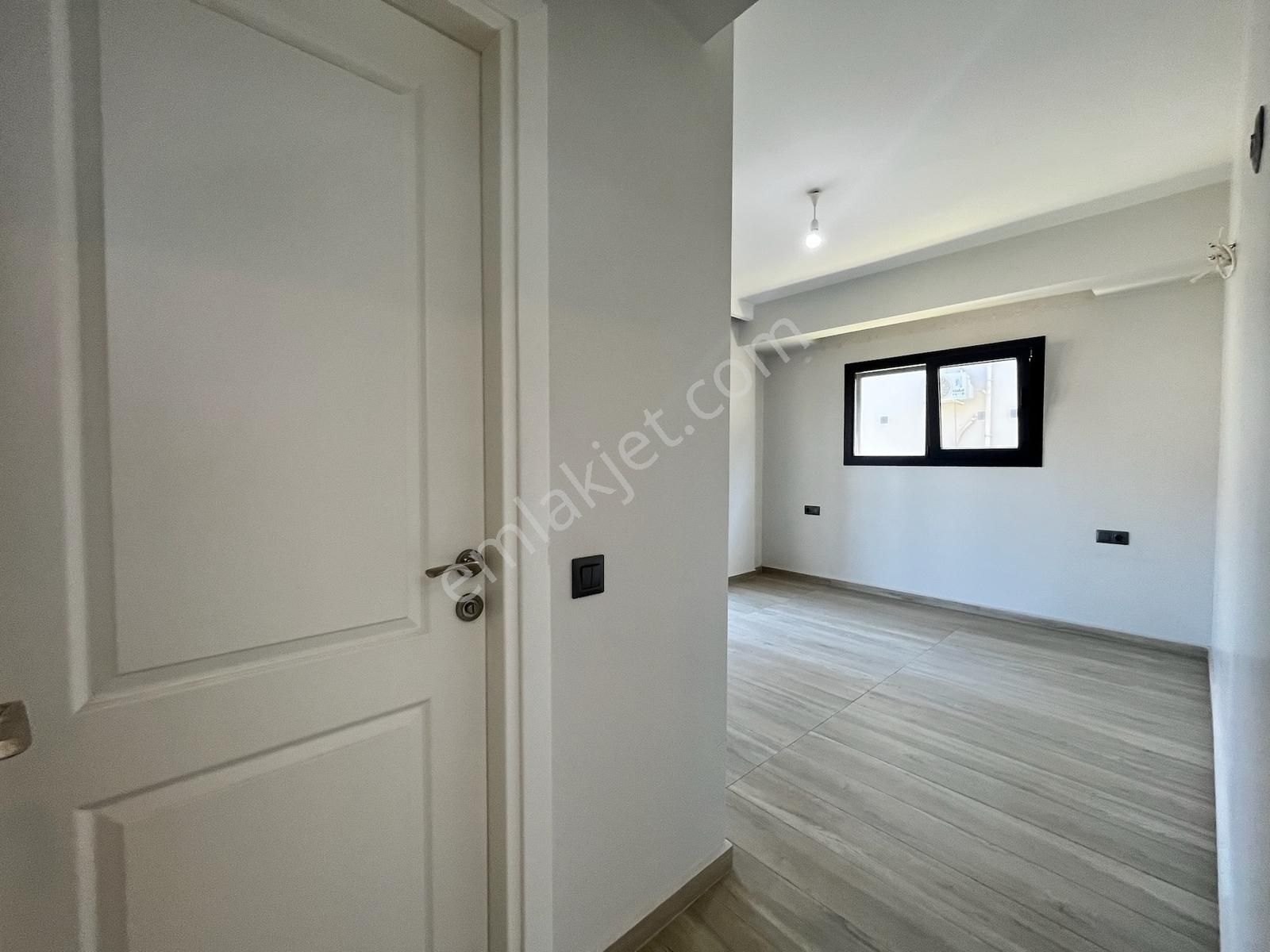 Taşyaka Körfez Meydan Konutları'nda Ara Kat 2+1 Kiralık Daire - Görsel 28