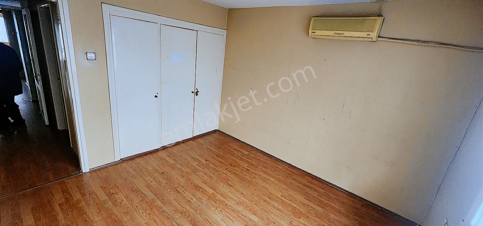 İzmir Karşıyaka Çarşıda Satılık3+1 Daire - Görsel 6