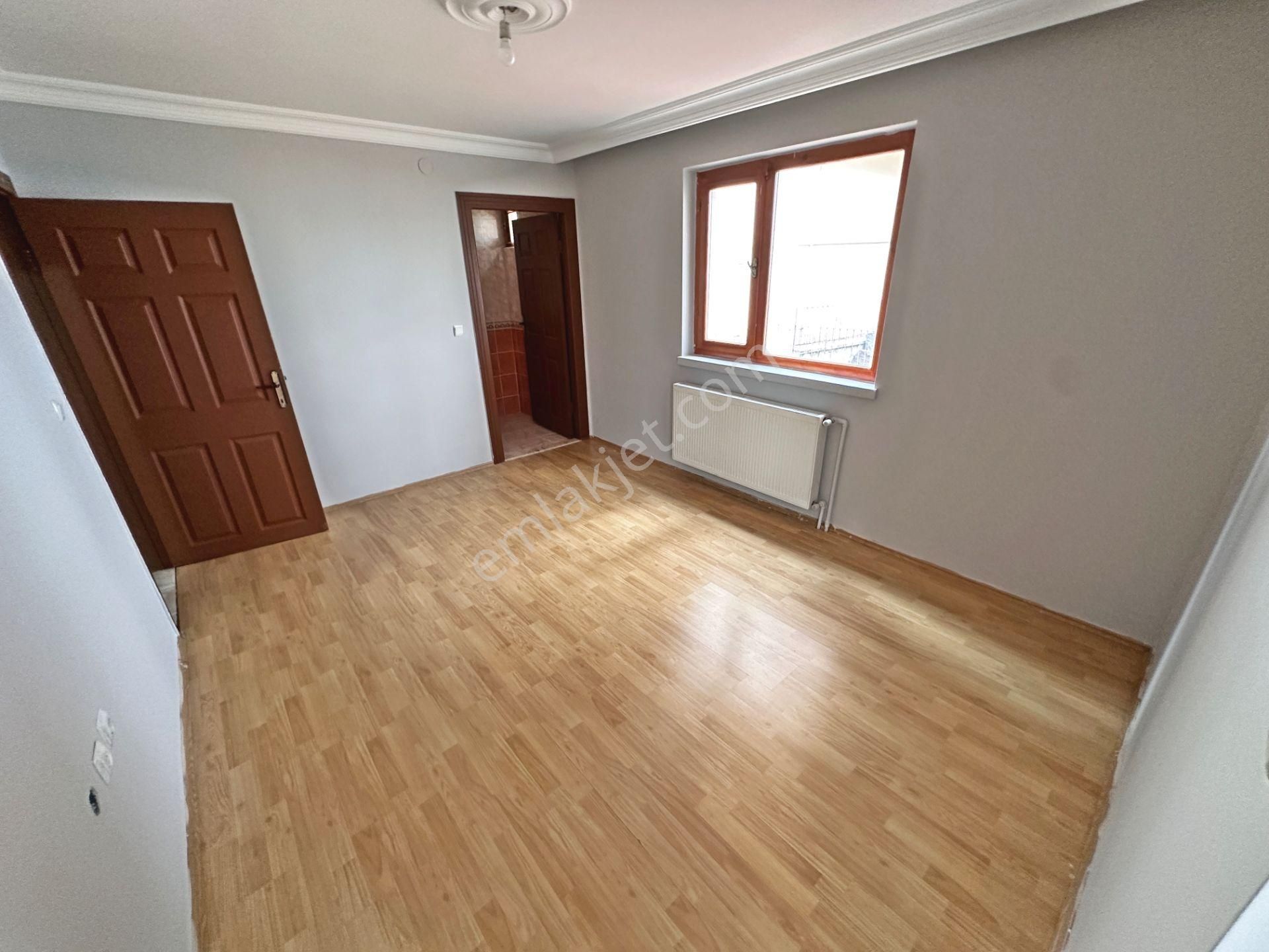 Mamak Belediye Yakınında Ara Katta Ön Cephede 3+1 Kiralık Daire - Görsel 21