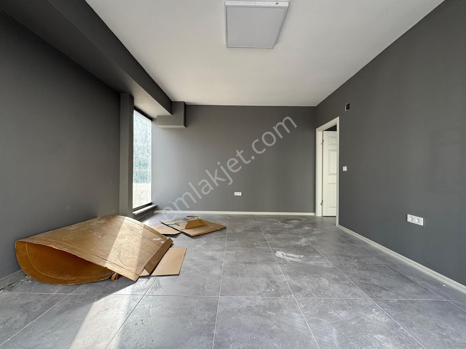 Kayapa 30 Ağustos Zafer'de Kiralık Dükkan - Görsel 2