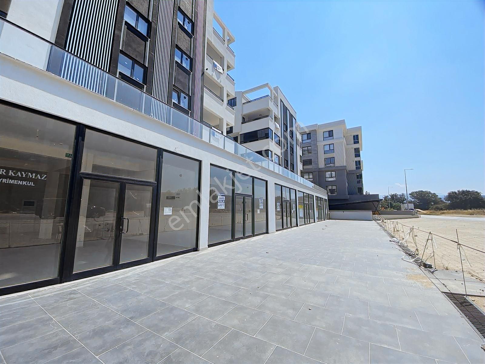 Kayapa 30 Ağustos Zafer'de Kiralık Dükkan