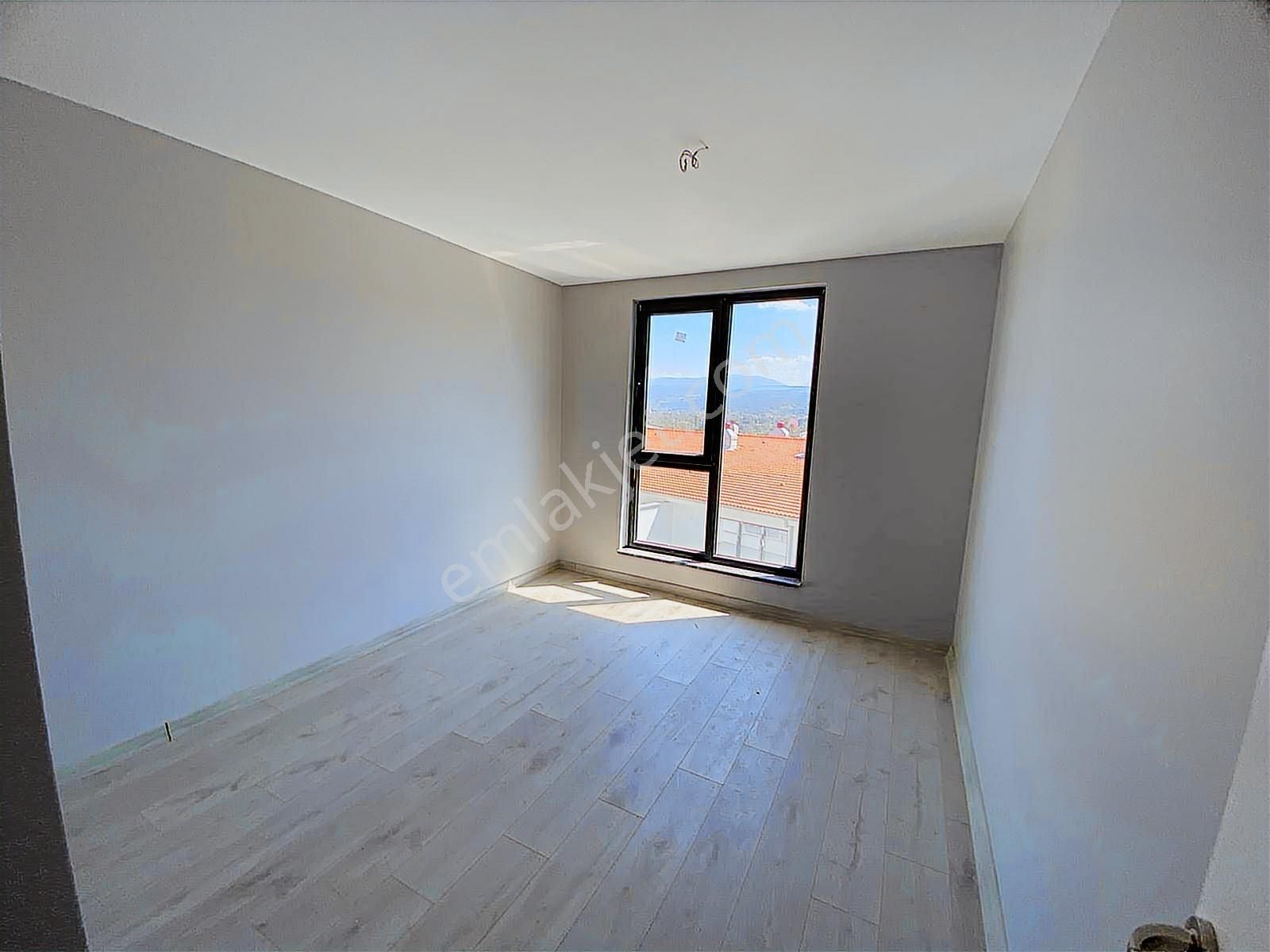 Nilüfer Kayapa Çamlıkta 3+1 Geniş Fırsat Dubleks - Görsel 17