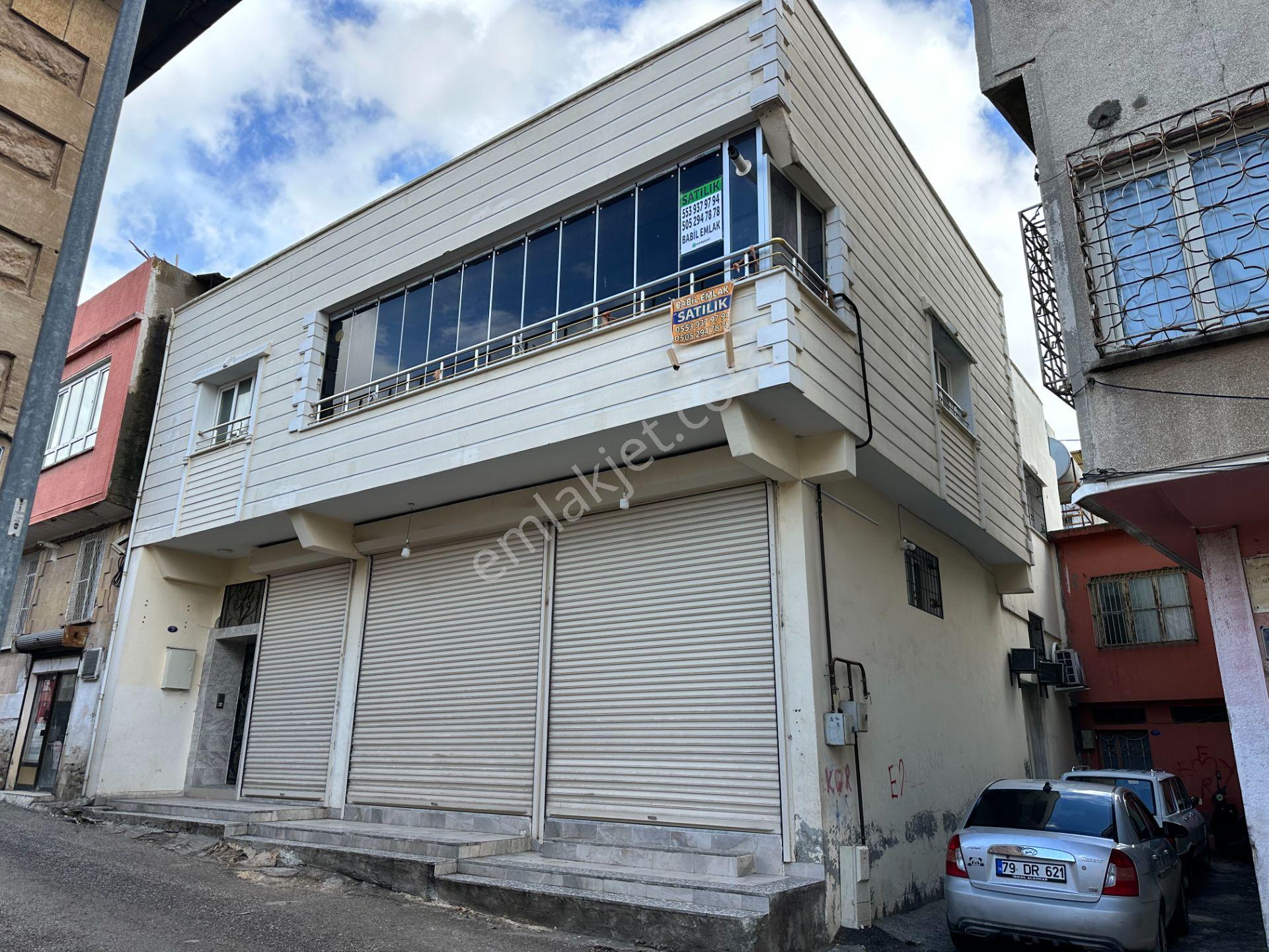 Babil Emlaktan Satlık Altı 2 Dükkan Üstü Geniş Daire Müstakil Ev