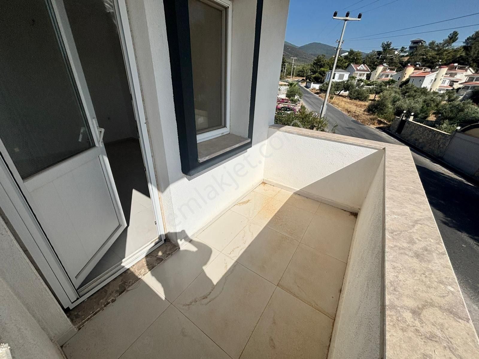 Deniz Manzaralı Sıfır Villa - Görsel 12