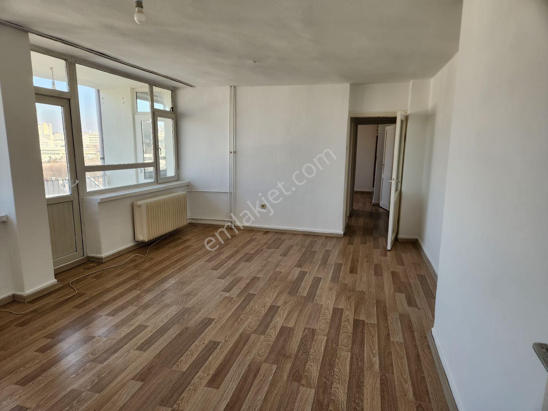 Burak Emlak'dan Kiralık Daire Kolej Umut Sk. 2+1 Arakat Asansörlü Site İçerisinde