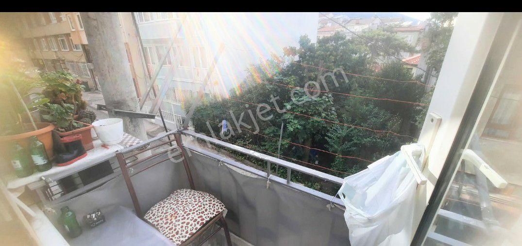 Setbaşıüstü Sakaldökende 2+1.95m.2.kat.kombili Bakımlı Daire - Görsel 21