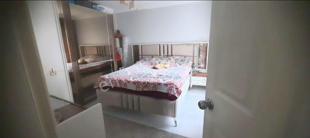 Setbaşıüstü Sakaldökende 2+1.95m.2.kat.kombili Bakımlı Daire - Görsel 10