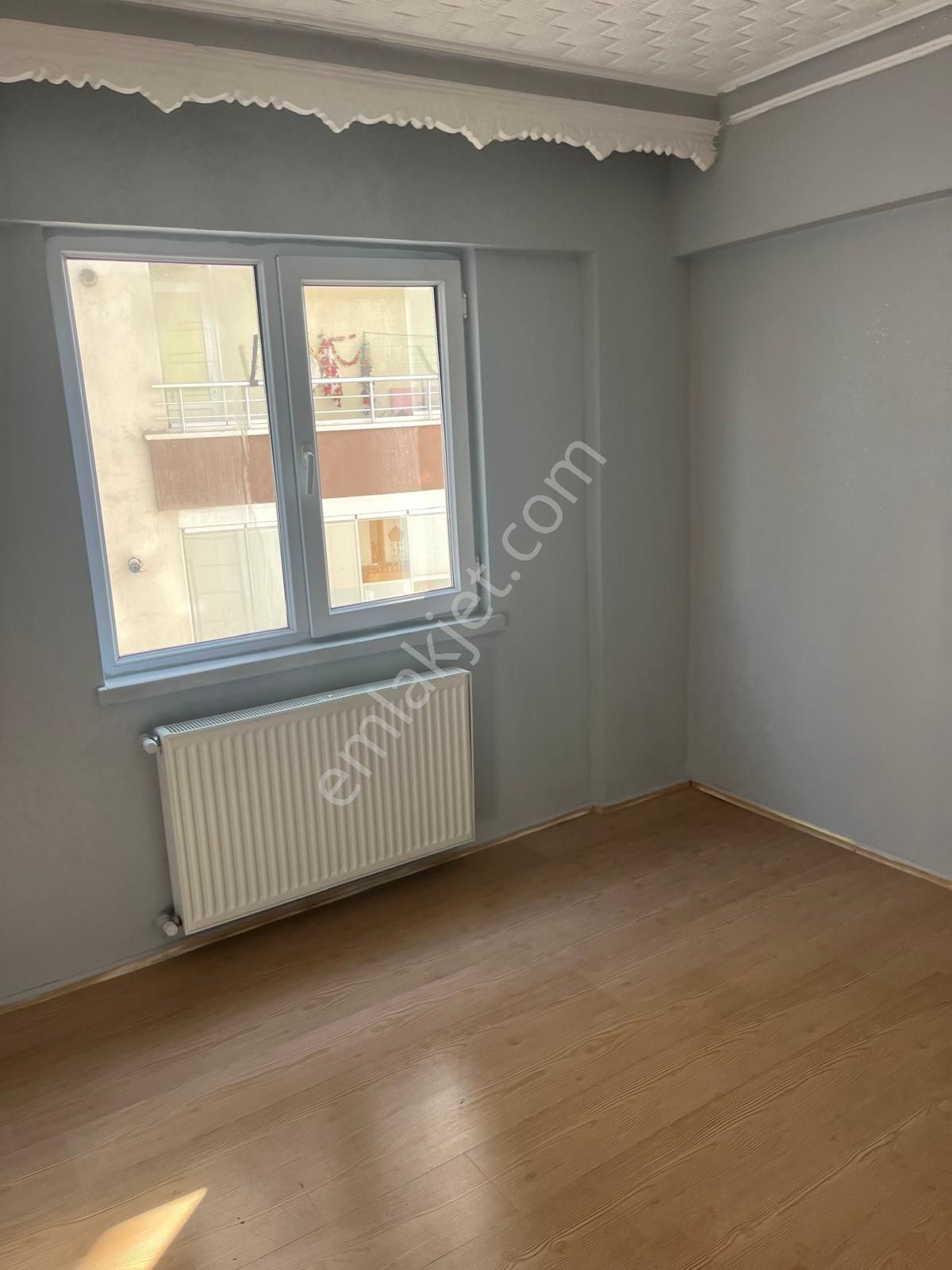 Alsancak Mahallesinde Ara Kat 3+1 Asansörlü Kiralık Daire - Görsel 16