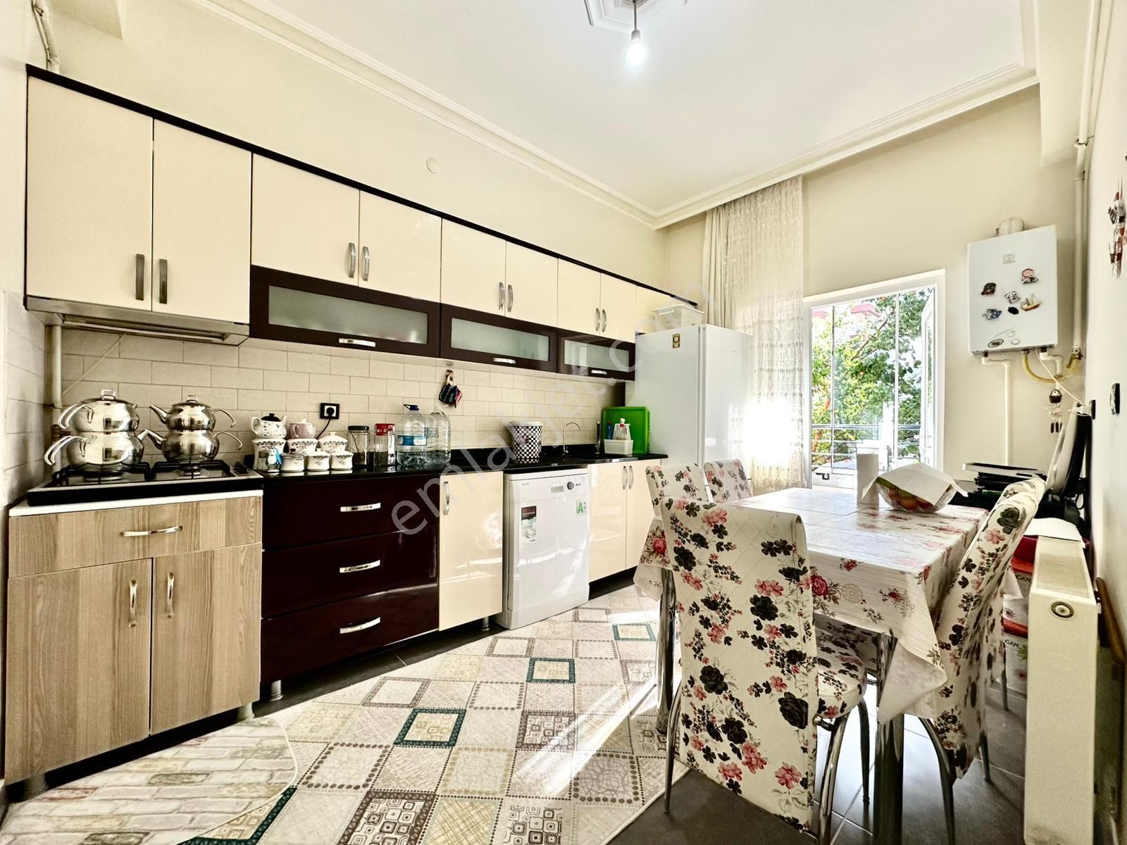 Taşcılar'dan Kilerli-asansör -k.otopark Masrafsız Altı Daire - Görsel 4