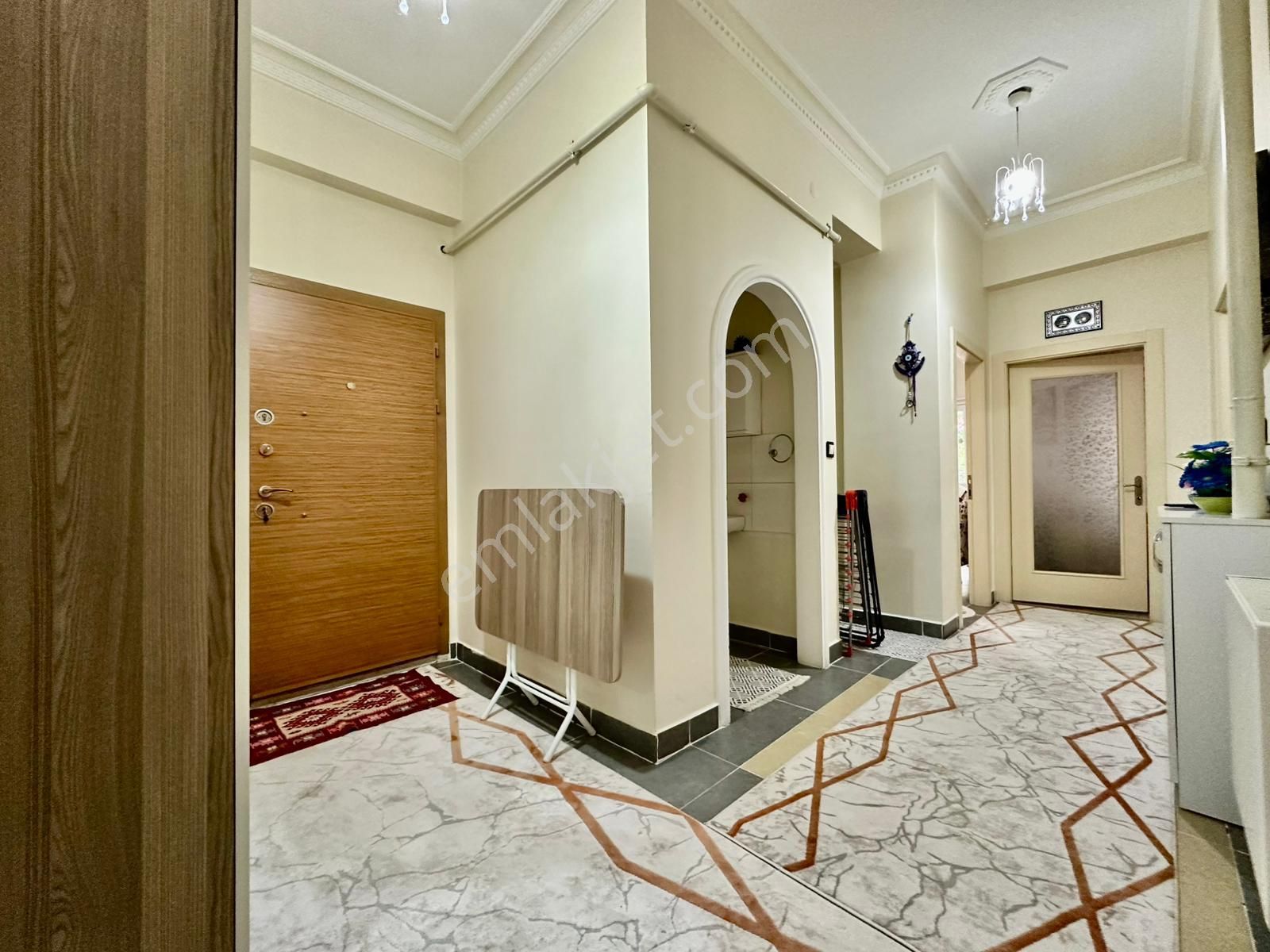 Taşcılar'dan Kilerli-asansör -k.otopark Masrafsız Altı Daire - Görsel 24