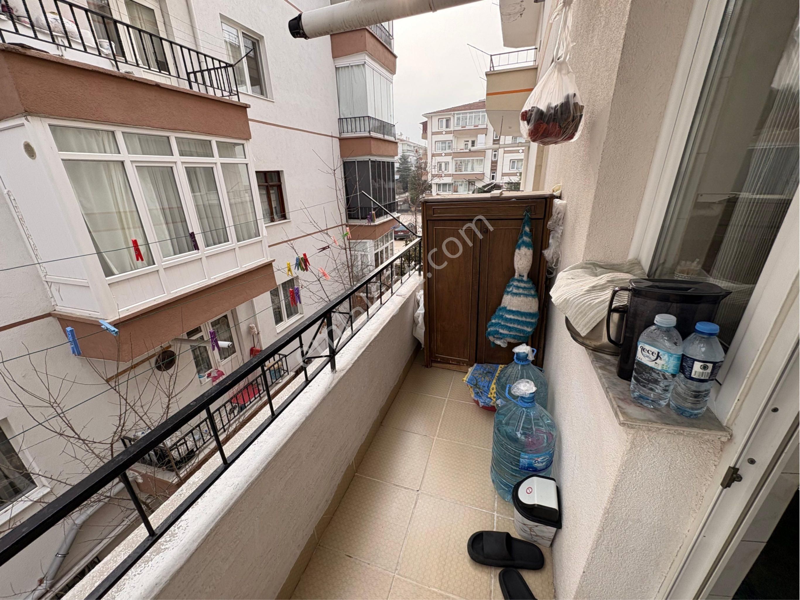 Sincan Selçuklu Mh.'de 3+1 Bağımsız Ön Cephe 1.orta Kat Yapılı Satılık Daire - Görsel 32