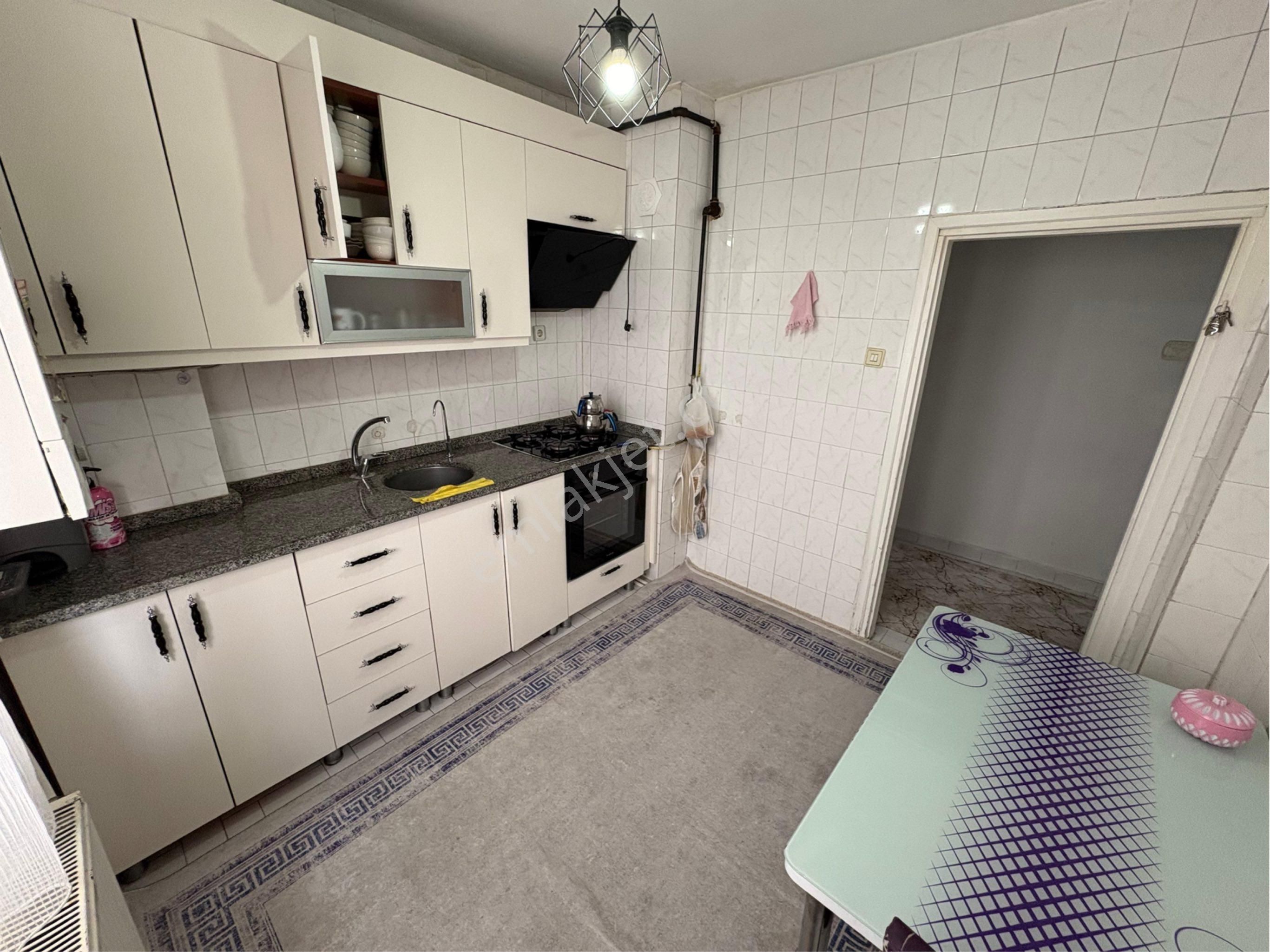 Sincan Selçuklu Mh.'de 3+1 Bağımsız Ön Cephe 1.orta Kat Yapılı Satılık Daire - Görsel 2