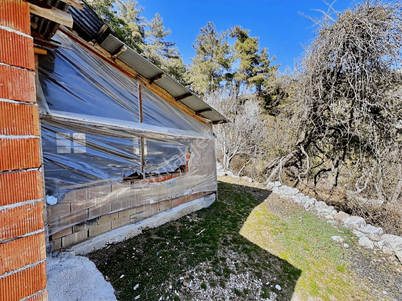 Kaş Ta Akarsuya Cepheli Sütleğen Beldibi Ev Ve 6.185 M2 Bahçe - Görsel 22