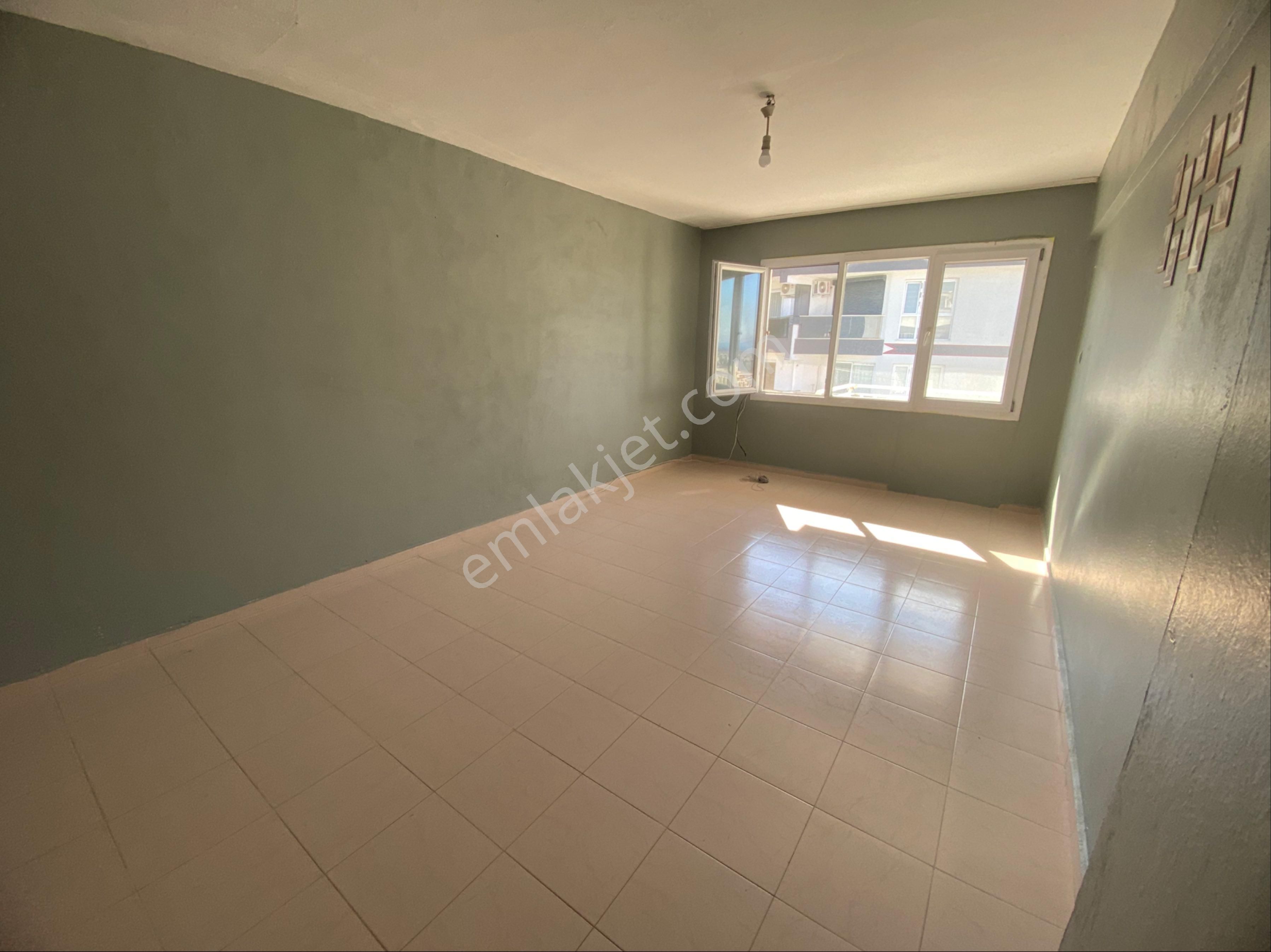 Kuşadası Davutlarda Denşz Manzaralı Devamlı Kiralık 3+1 Daire - Görsel 2