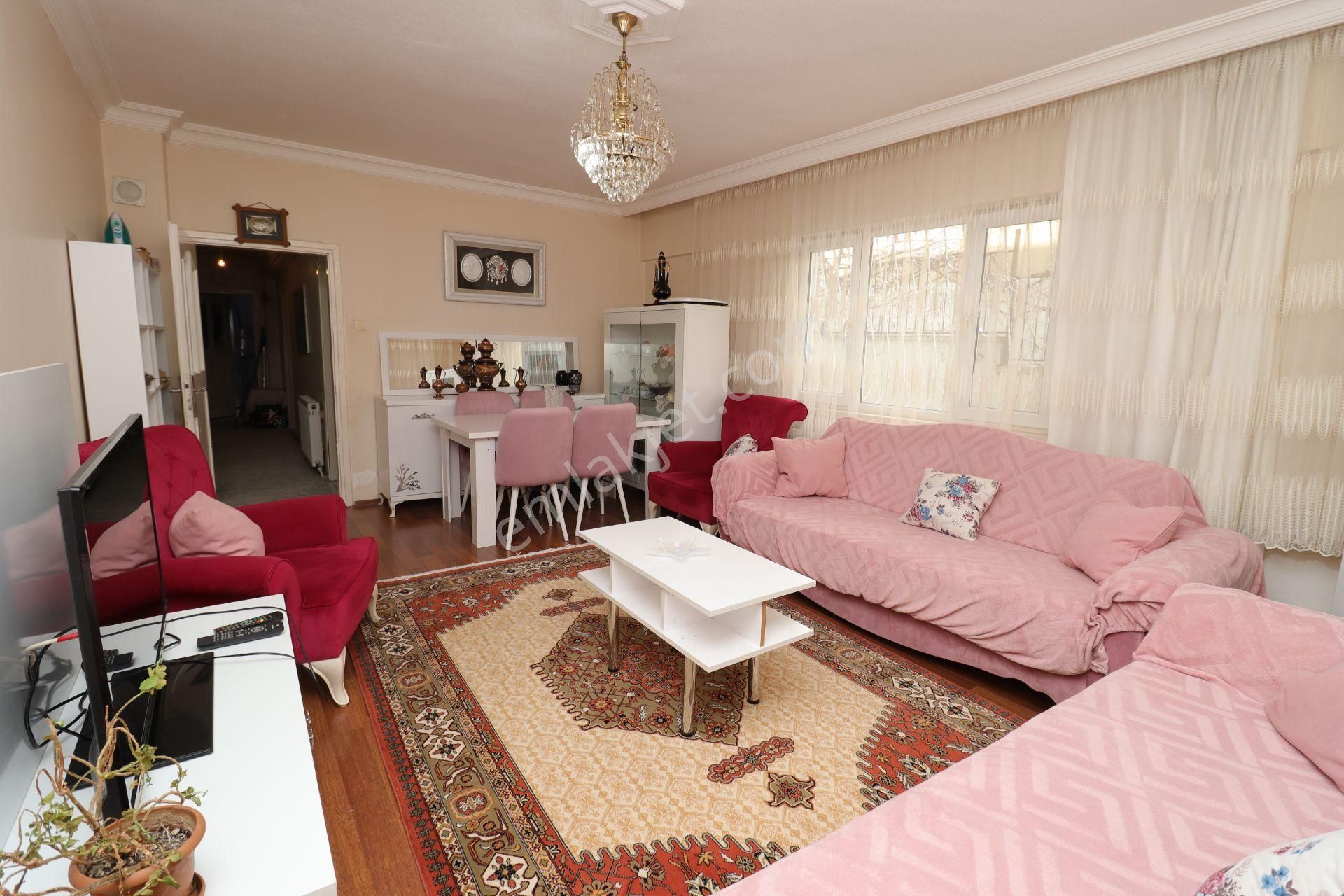 Akif'ten Atakent'te 2+1 14. Cadde & Trene Yakın Eşyalı Kiralık Daire - Görsel 4