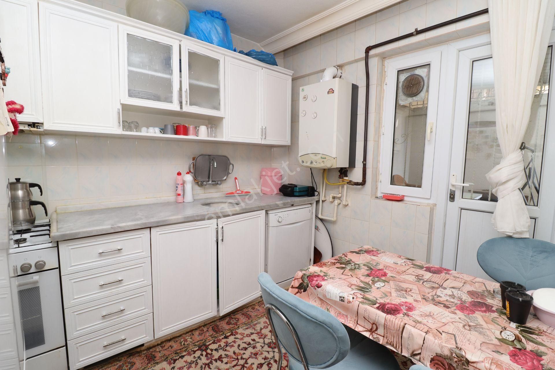 Akif'ten Atakent'te 2+1 14. Cadde & Trene Yakın Eşyalı Kiralık Daire - Görsel 6