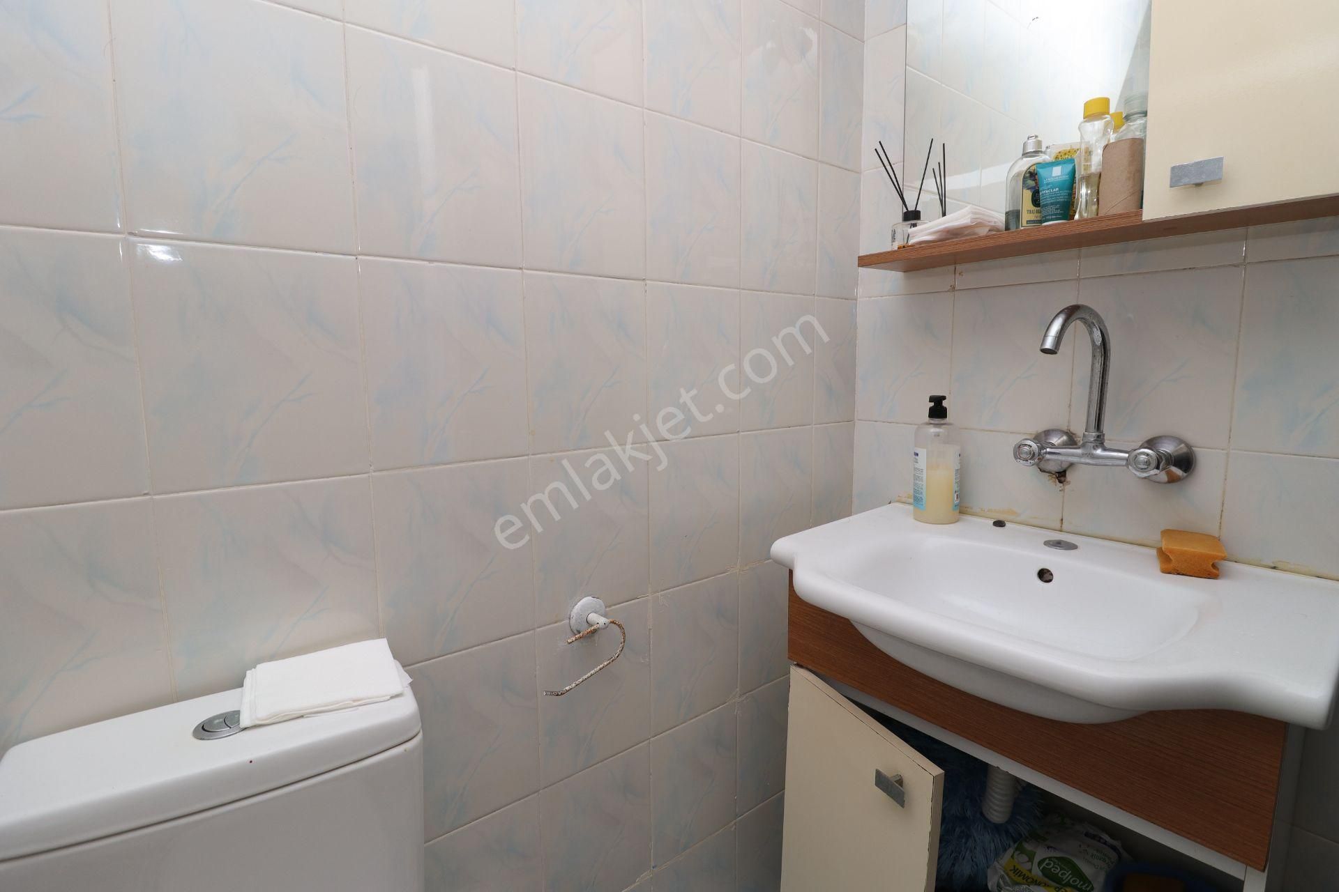 Akif'ten Atakent'te 2+1 14. Cadde & Trene Yakın Eşyalı Kiralık Daire - Görsel 18