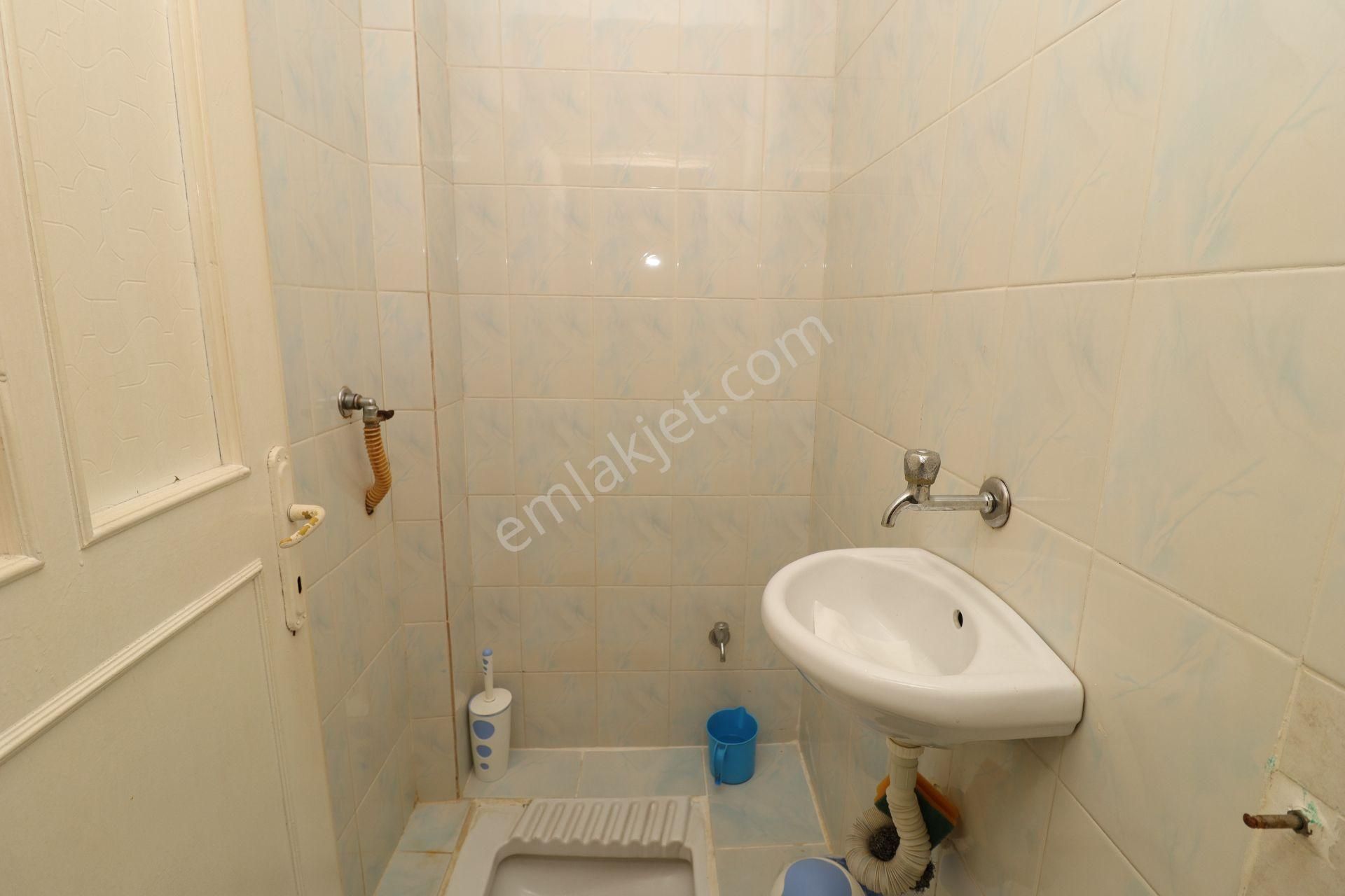 Akif'ten Atakent'te 2+1 14. Cadde & Trene Yakın Eşyalı Kiralık Daire - Görsel 19
